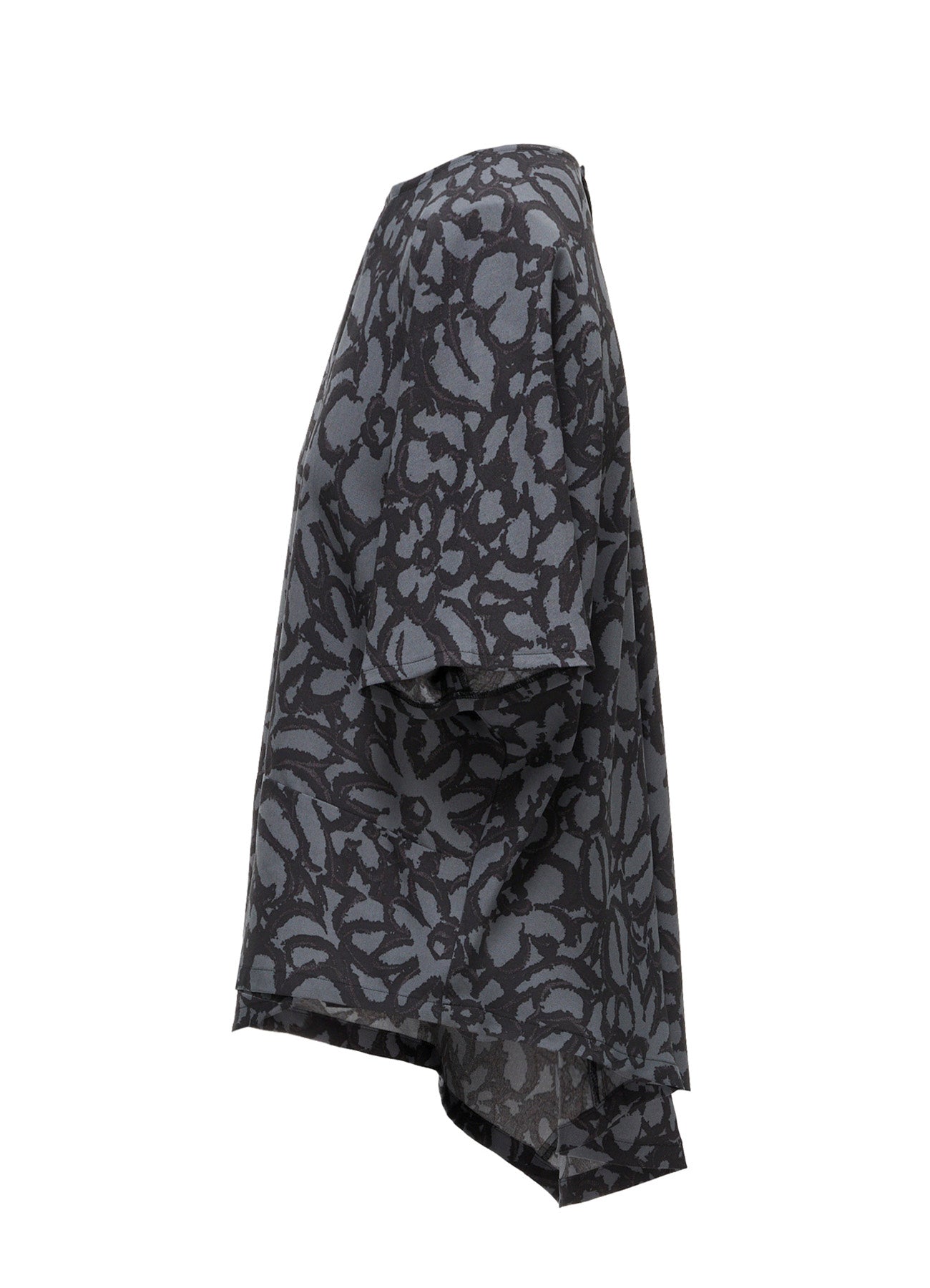 POLYESTER VIELLA FLOWER PRINT ASYMMETRIC PULLOVER – THE SHOP YOHJI