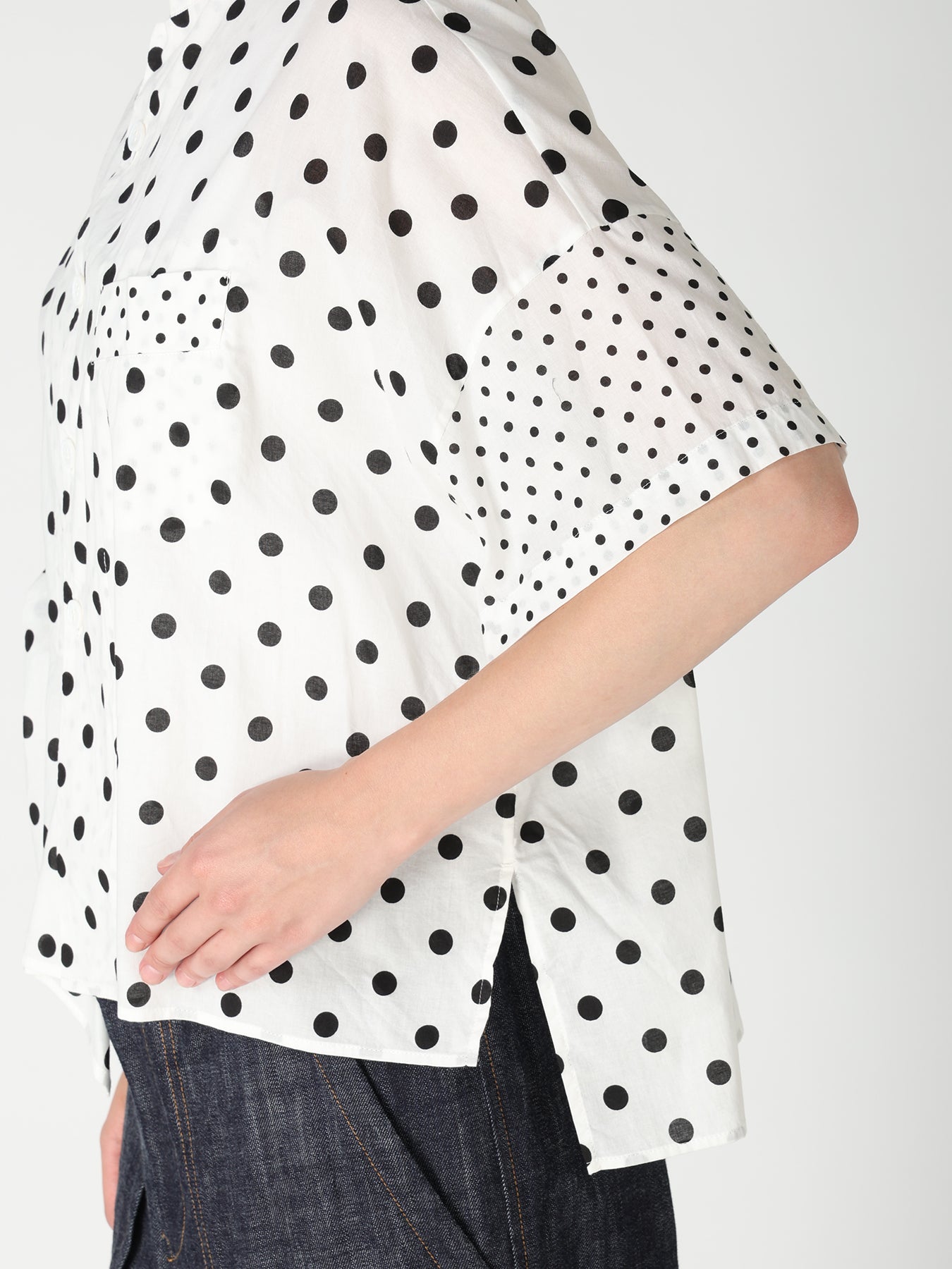 60/- COTTON LAWN DOT PRINT BOX BLOUSE