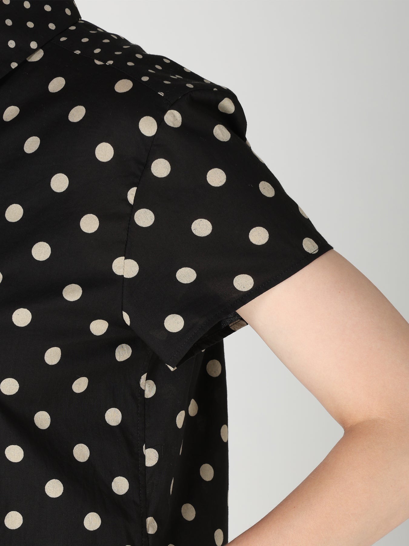 60/- COTTON LAWN DOT PRINT HALF SLEEVE BLOUSE