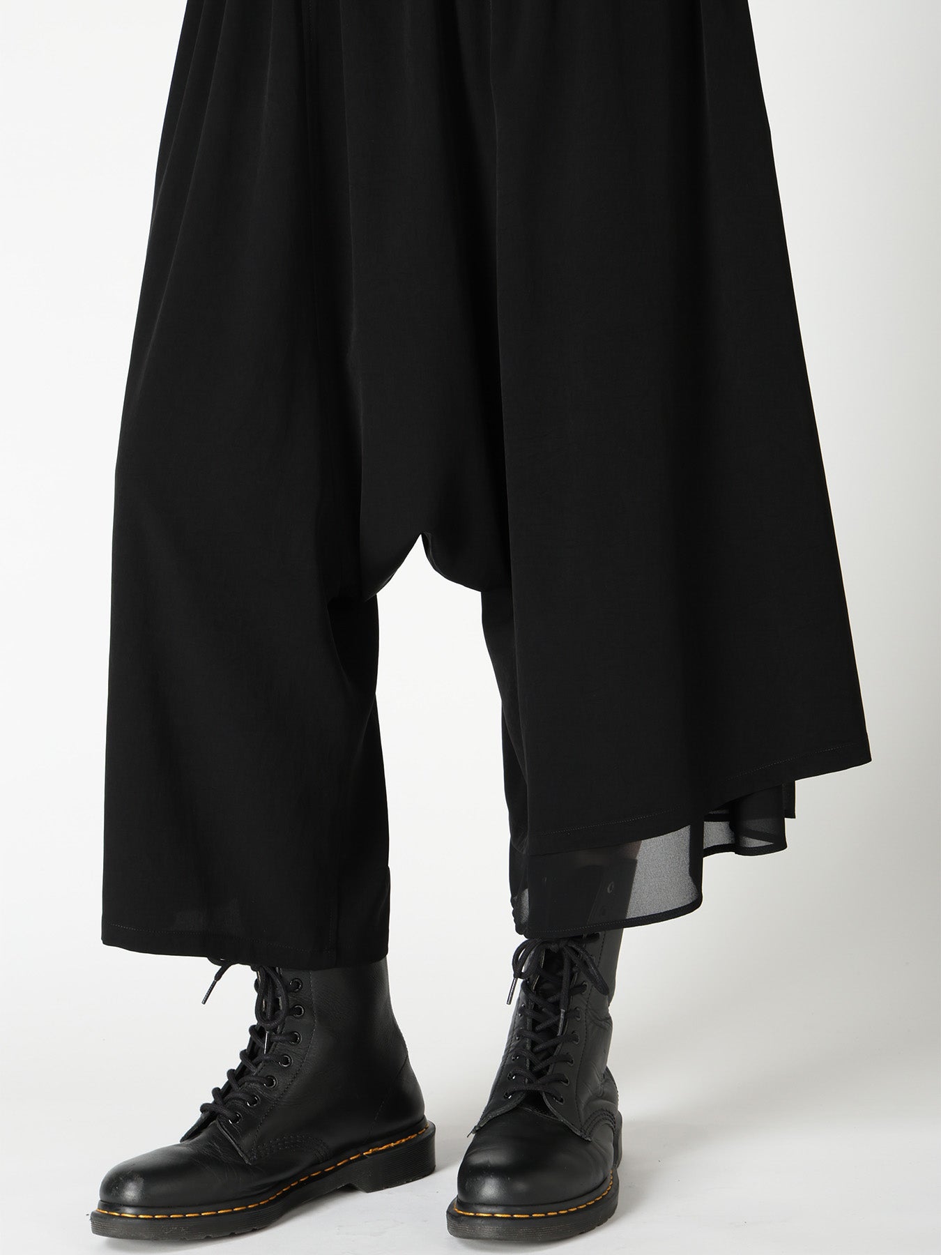 TA/PE CREPE DE CHINE ASYMMETRIC PANTS