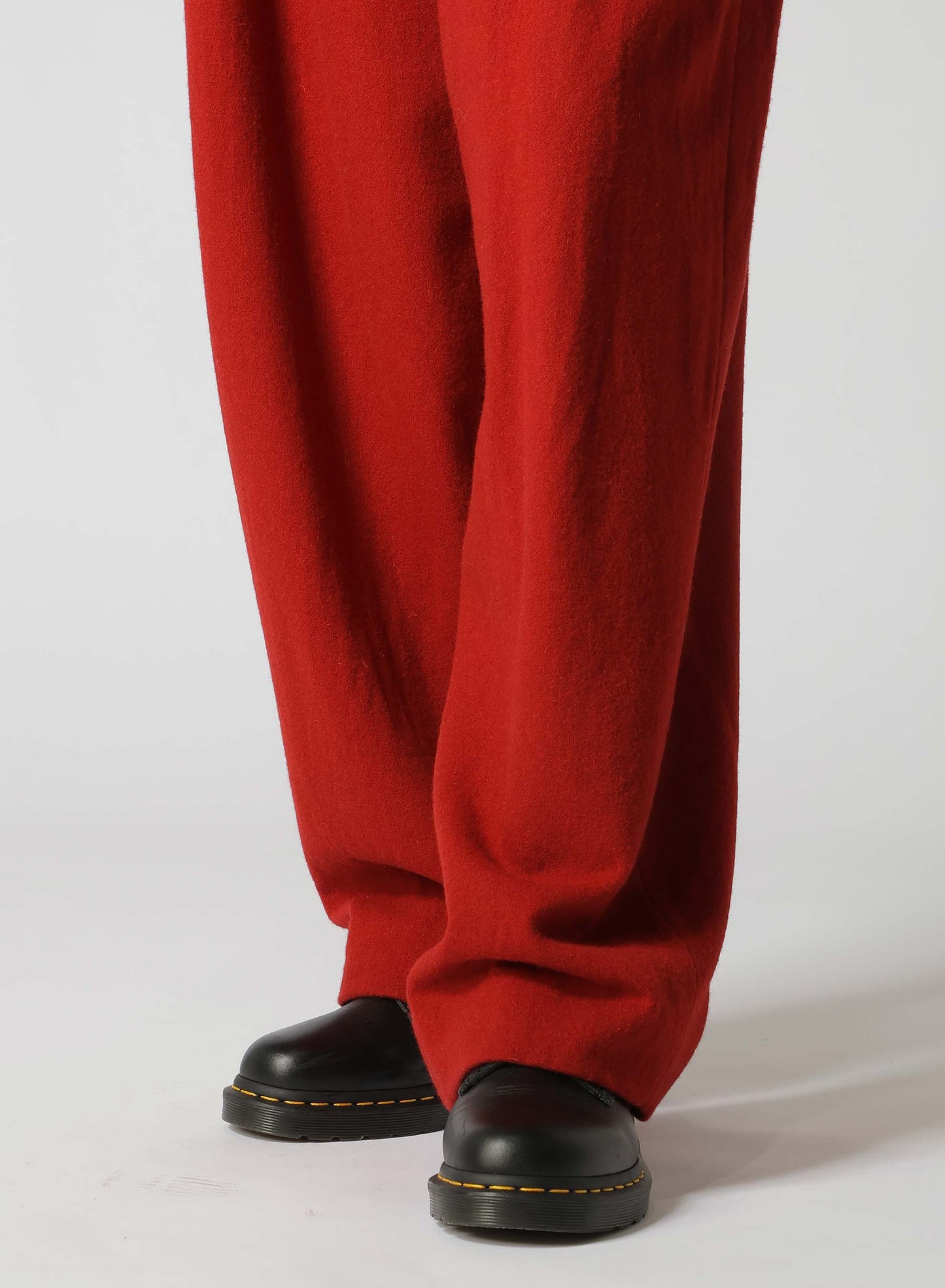 WOOL FLANNEL SINGLE TUCK WIDE PANTS