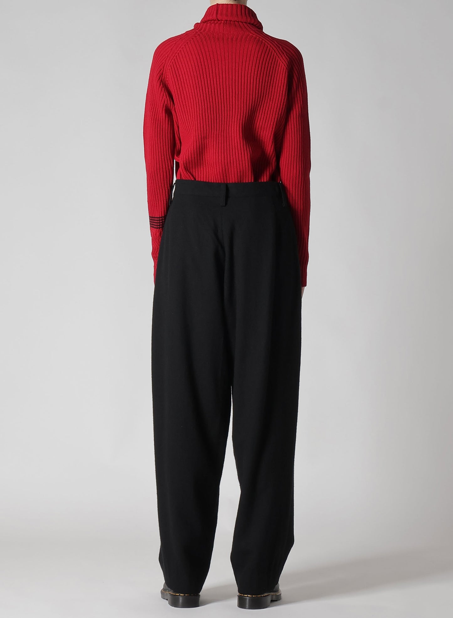 WOOL FLANNEL SINGLE TUCK WIDE PANTS