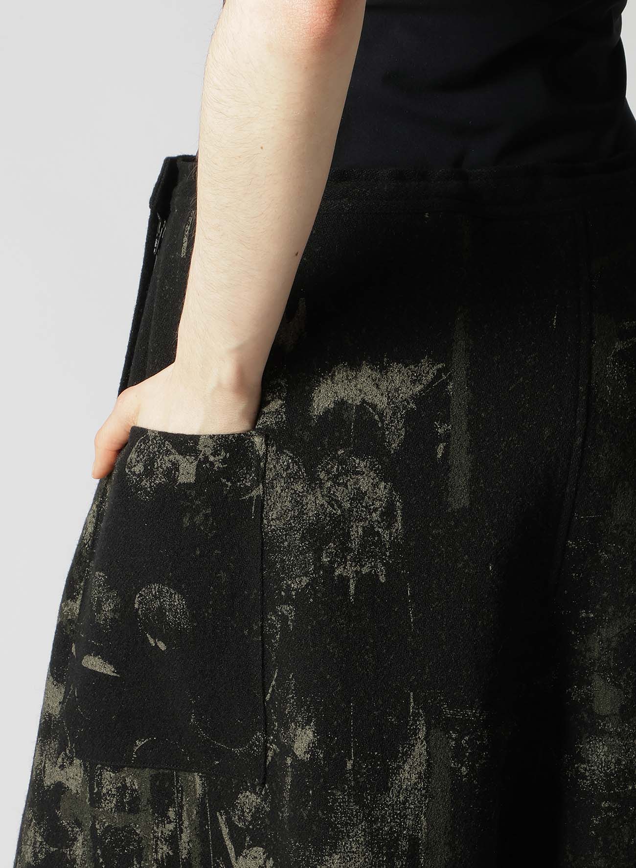 WOOL FLANNEL SCRIBBLE PATTERN FLARE PANTS