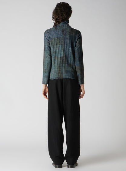 GRADATION PRINT TURTLENECK