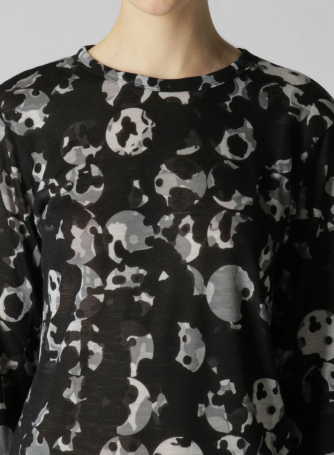 WOOL JERSEY DOT PRINT LONG SLEEVE T-SHIRT