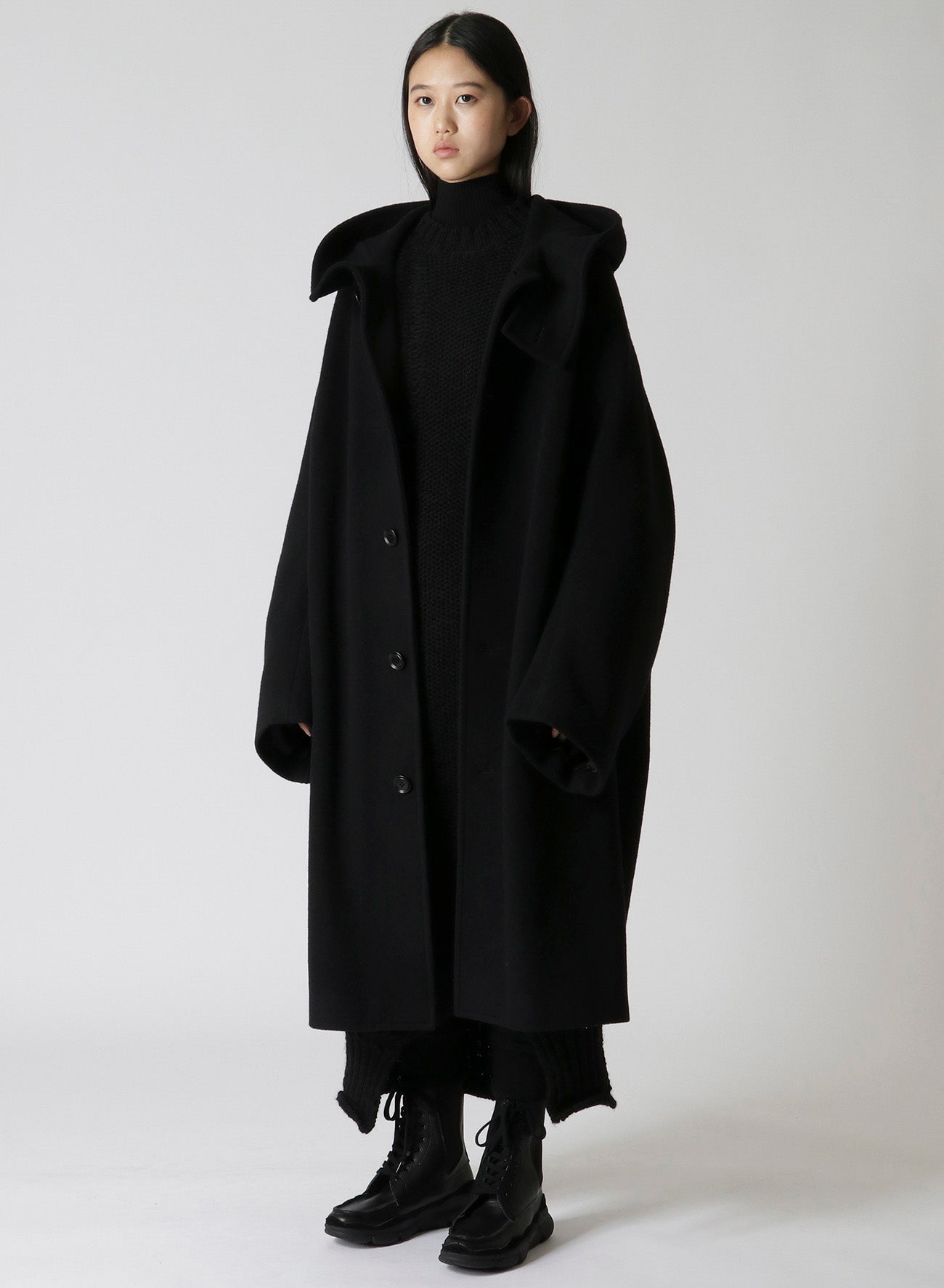 WOOL MOSSER CUT OUT COLLAR COAT