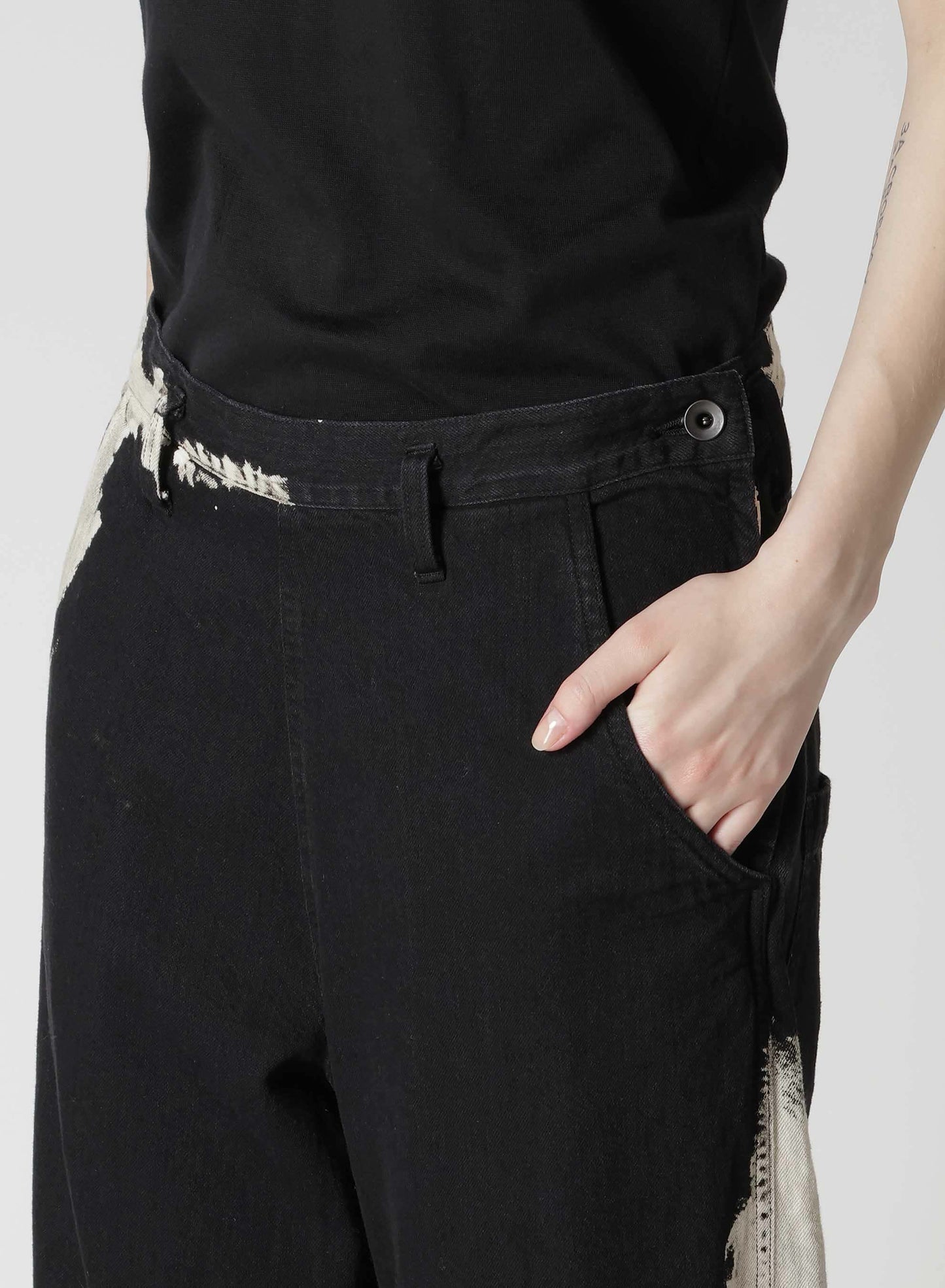 8OZ DENIM BRUSH BLEACH WIDE PANTS