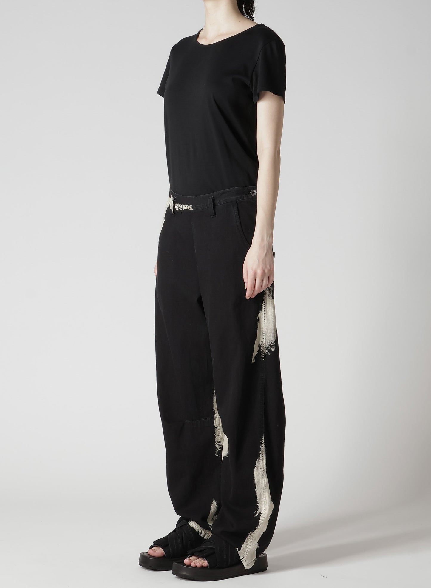 8OZ DENIM BRUSH BLEACH WIDE PANTS