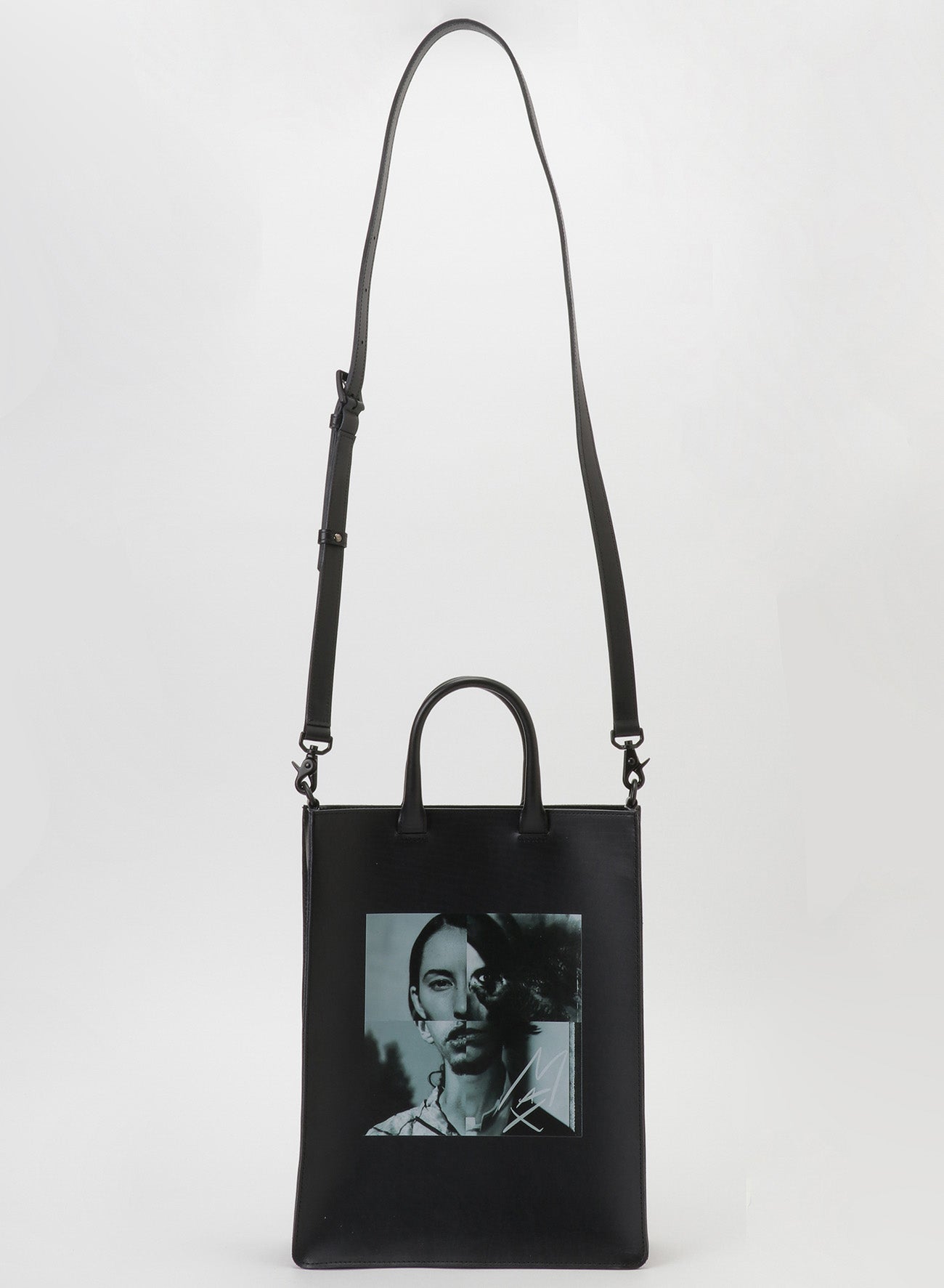 [Y's 1972 - A MOMENT IN Y's WITH MAX VADUKUL]PRINT SOFT LEATHER TOTE BAG