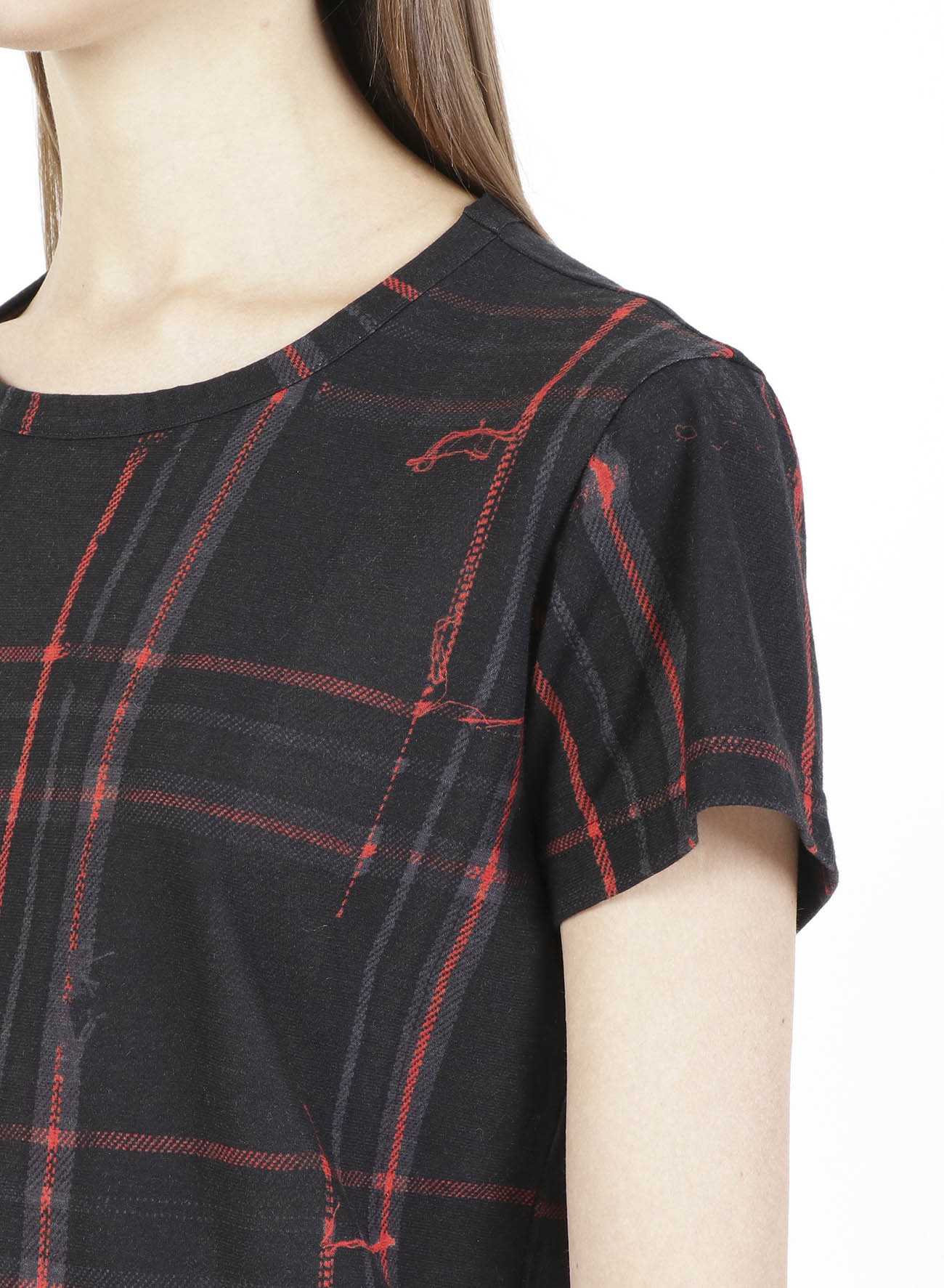 TWISTED CHECK ROUND NECK SHORT SLEEVE