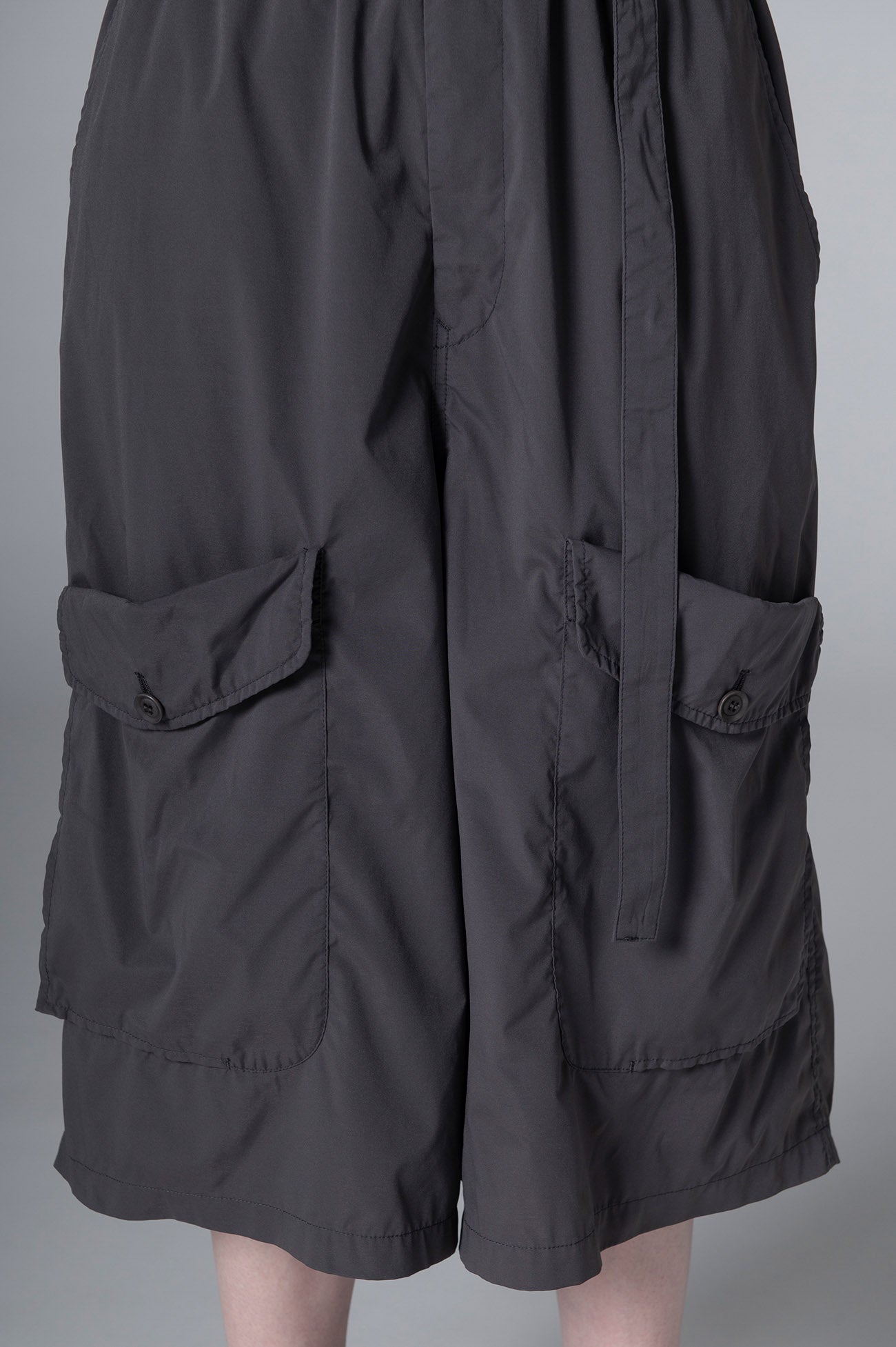 TYPEWRITER POLYESTER MILITARY-STYLE SHORTS