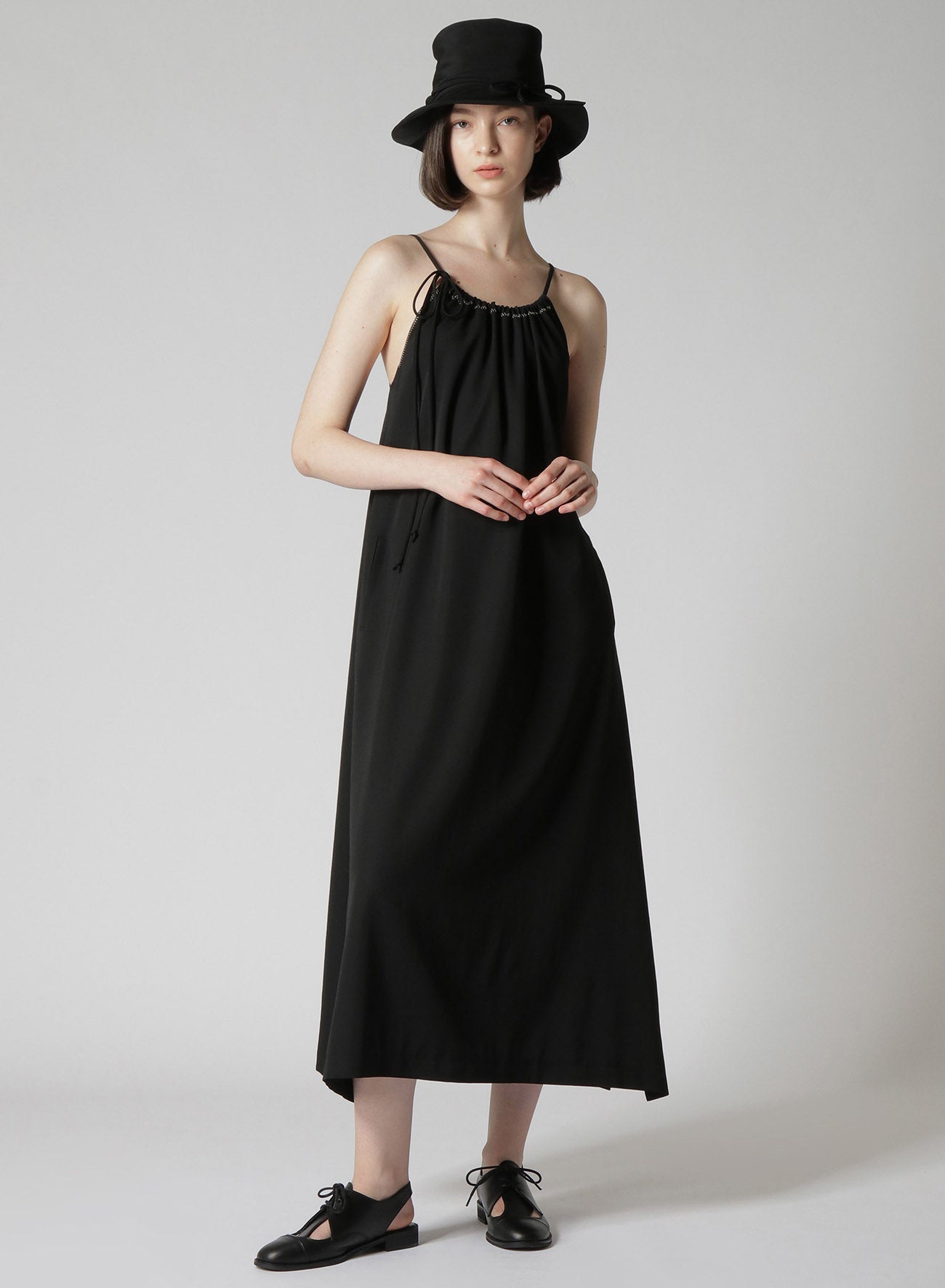 TRIACETATE POLYESTER CREPE de CHINE CLOCHE