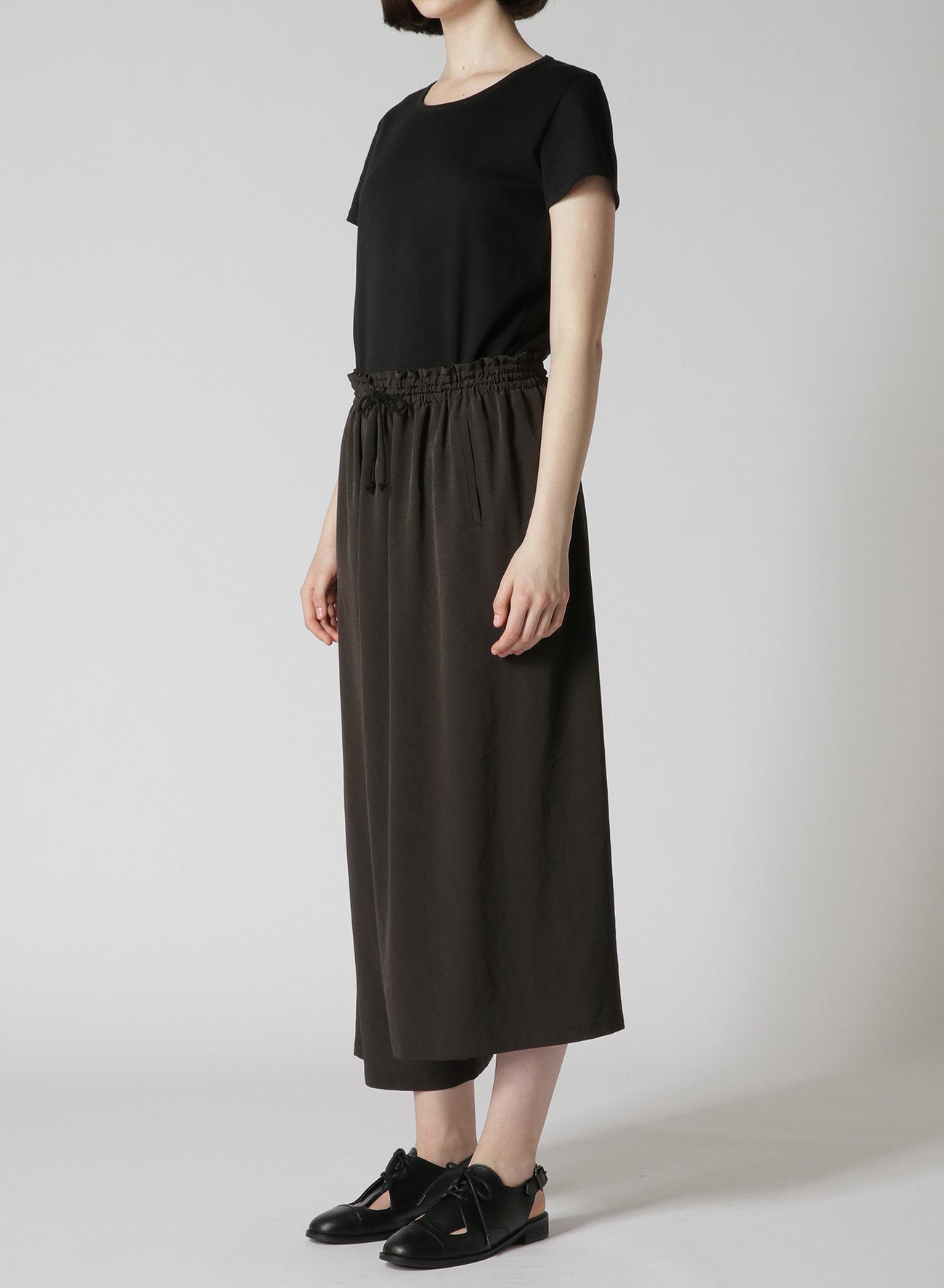 TRIACETATE POLYESTER CREPE de CHINE FRONT TUCK THICK PANTS