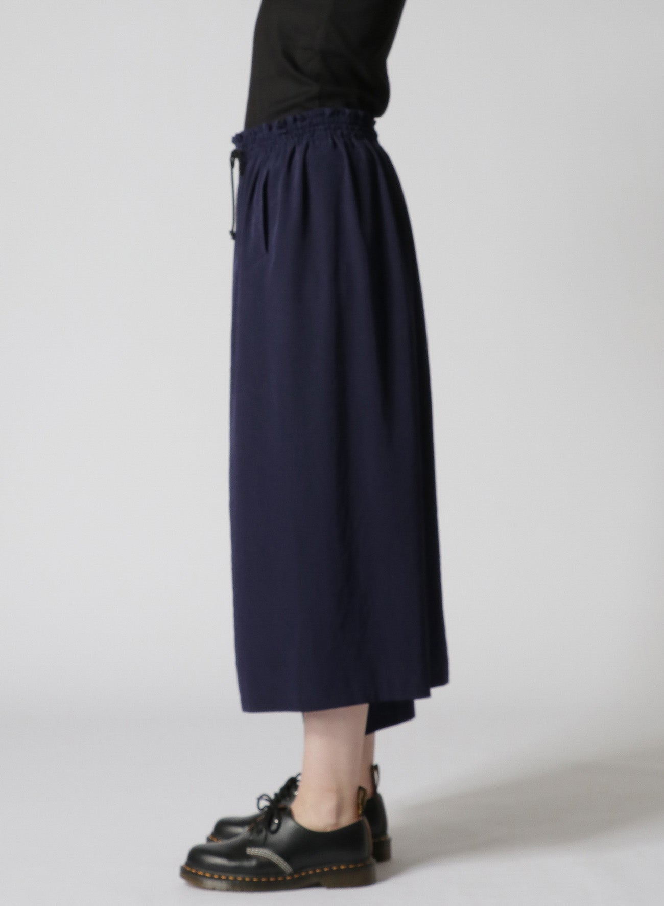 TRIACETATE POLYESTER CREPE de CHINE FRONT TUCK THICK PANTS