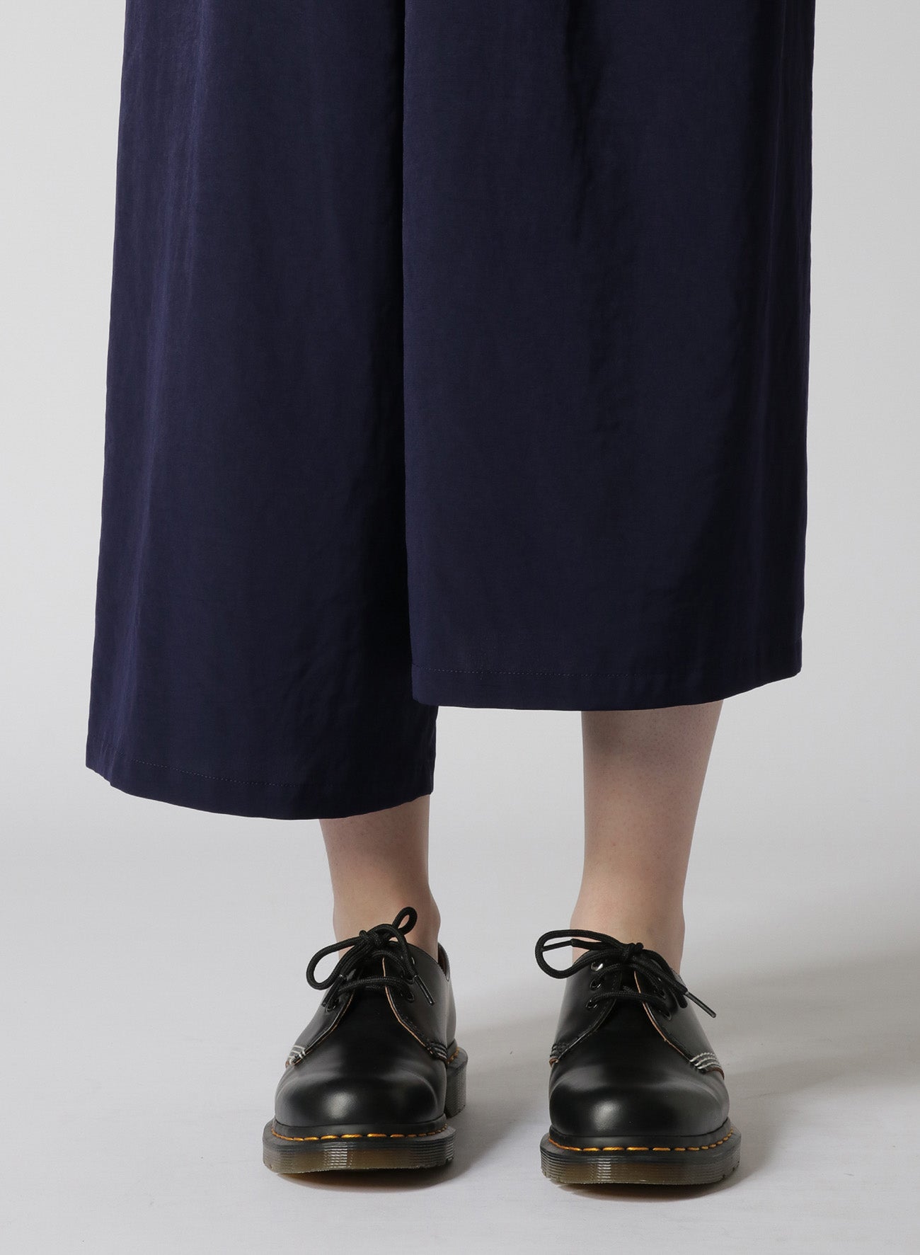 TRIACETATE POLYESTER CREPE de CHINE FRONT TUCK THICK PANTS