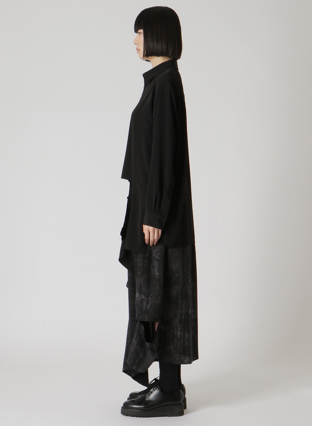 CREPE de CHINE LEFT SLASH DETAIL SHIRT