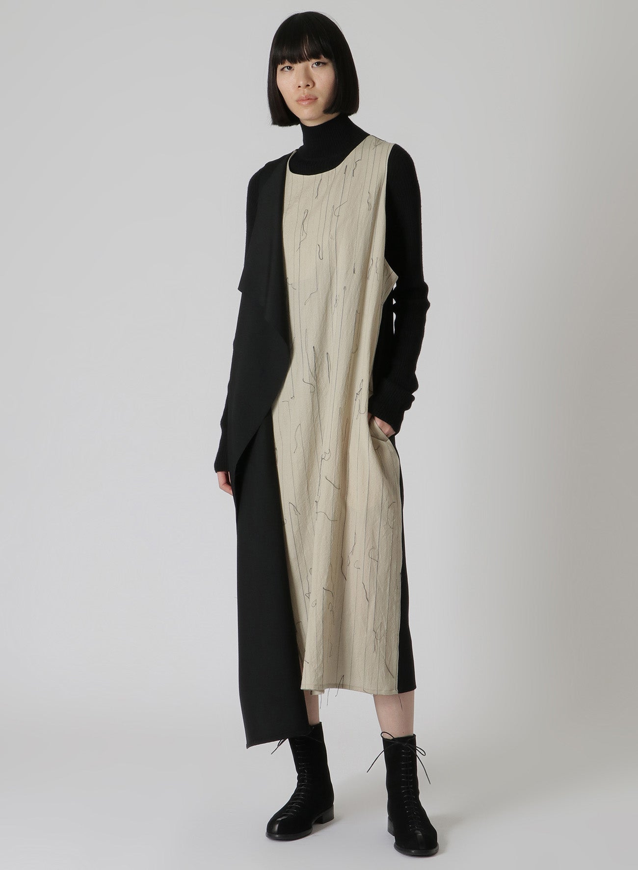 WOOL RIGHT FLAP DRESS