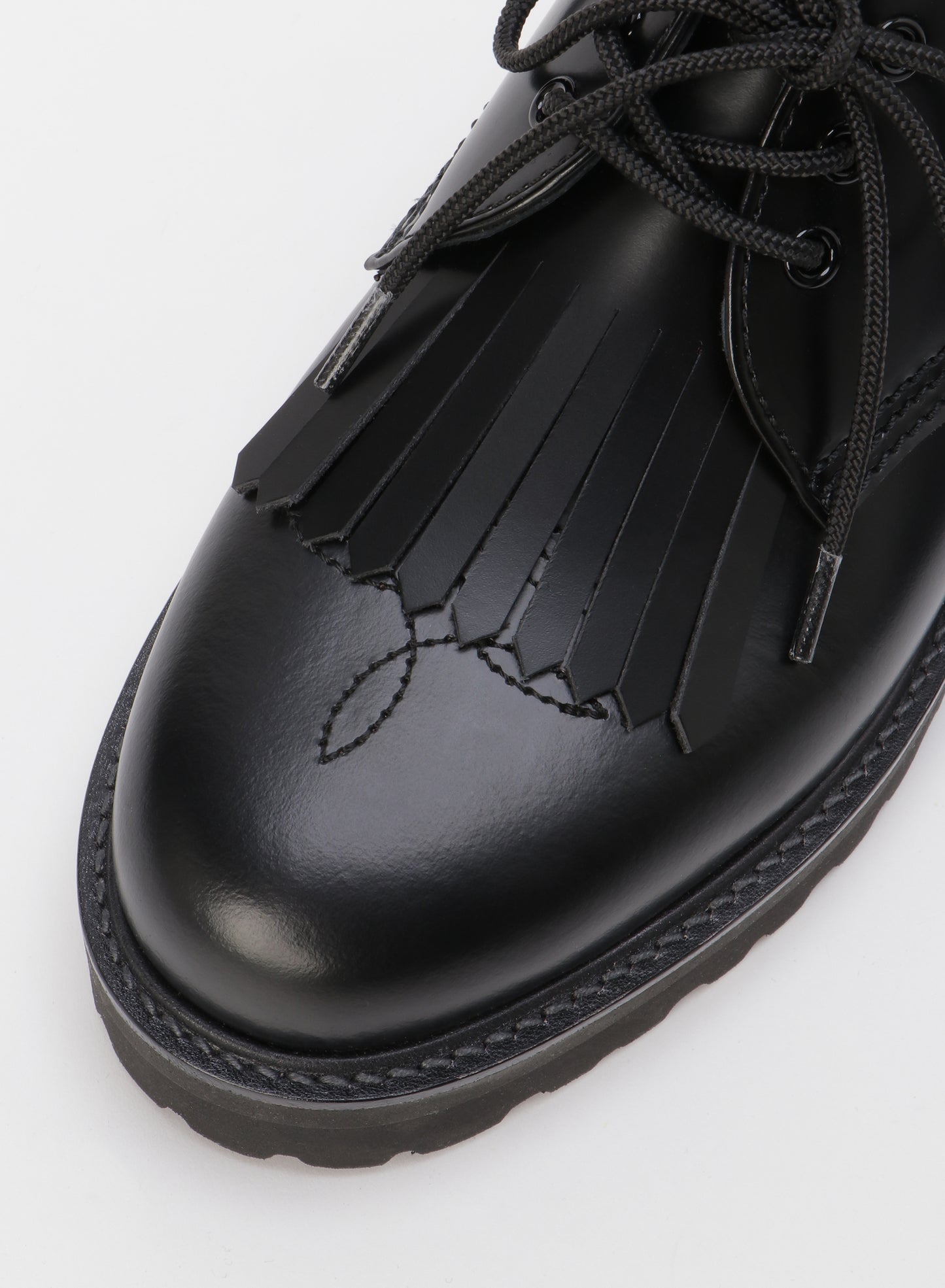 GLASS LEATHER FRINGE TONGUE SHOES