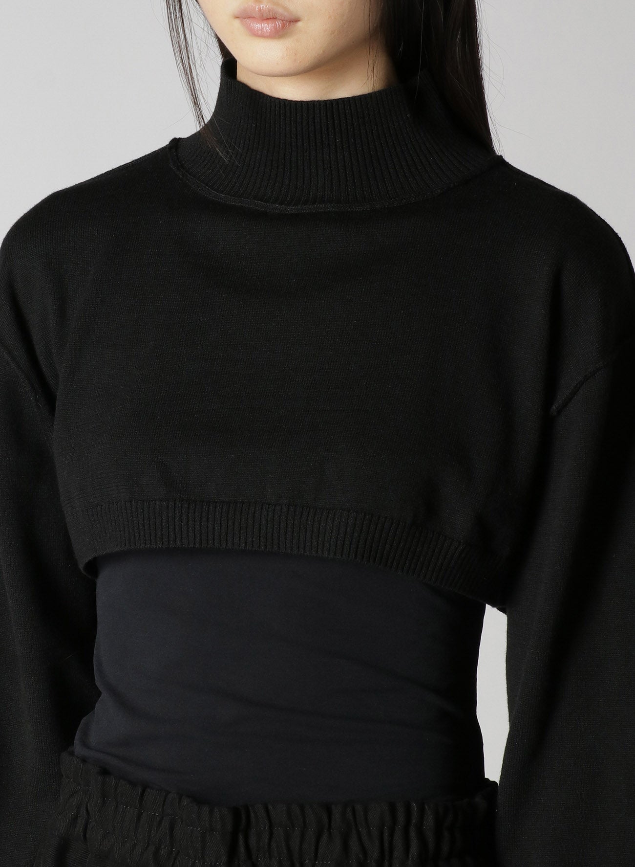 CROPPED RIB KNIT TURTLENECK