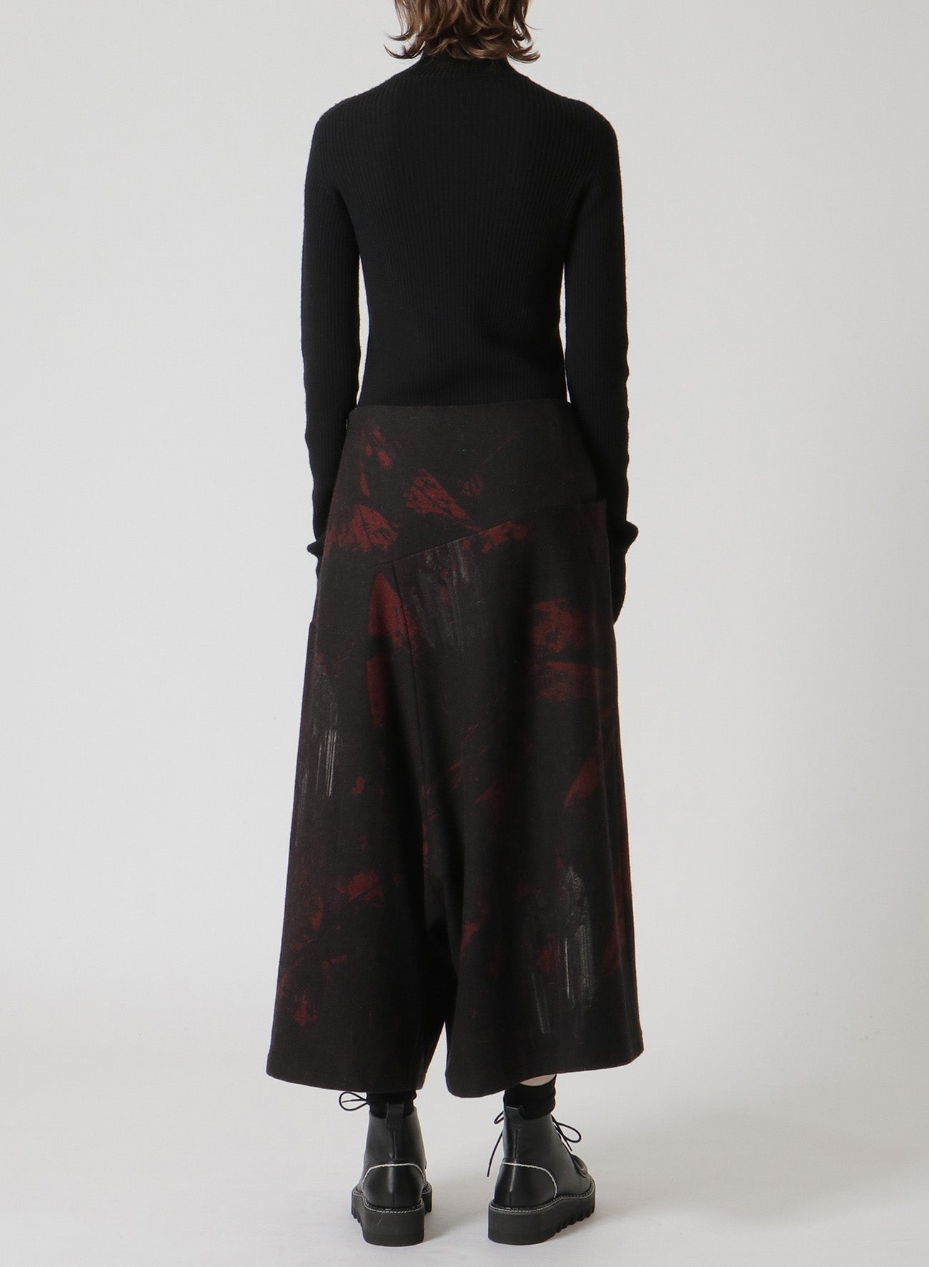 WOOL FLANNEL LEAVES PRINT SKIRT-PANTS