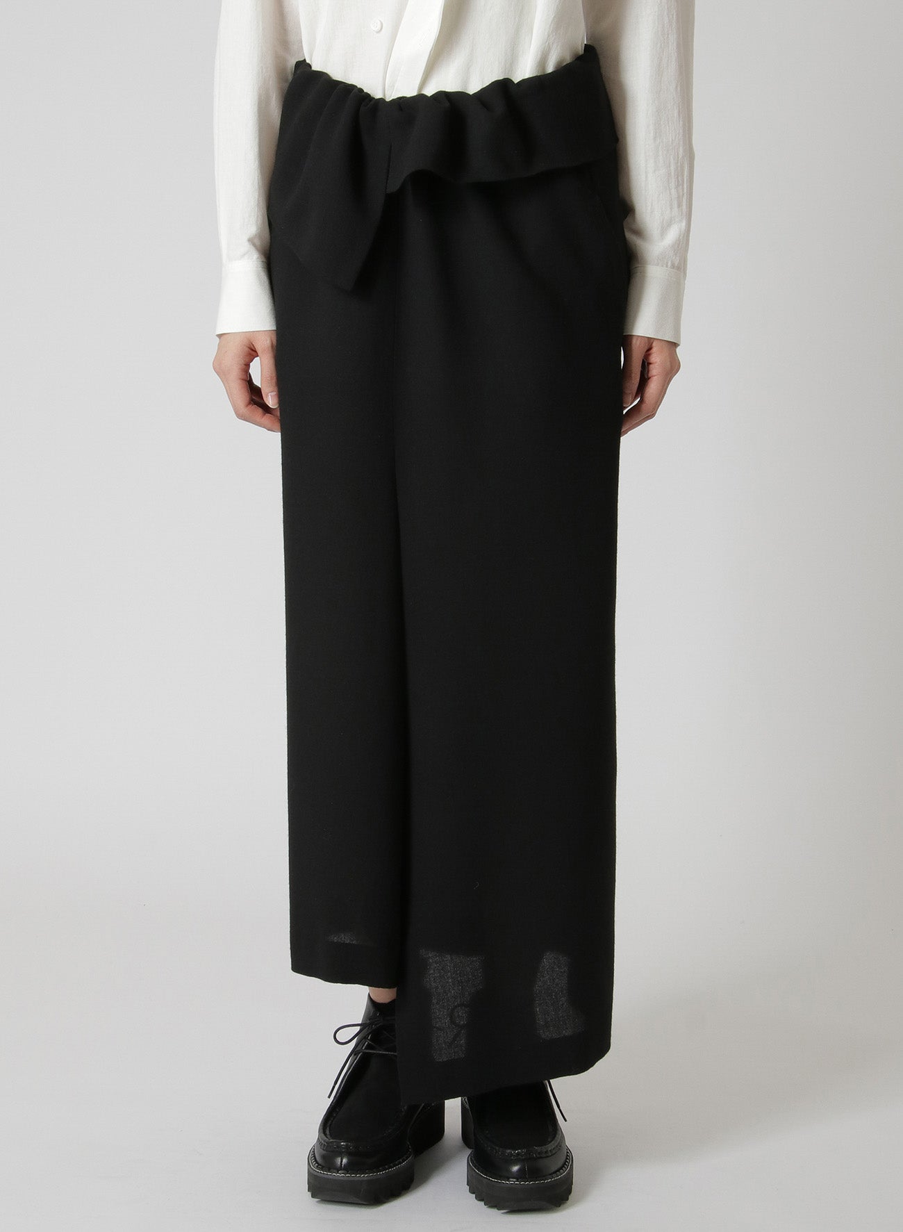 WASH-TREATED WOOL/RAYON ASYMMETRIC TUBE SKIRT