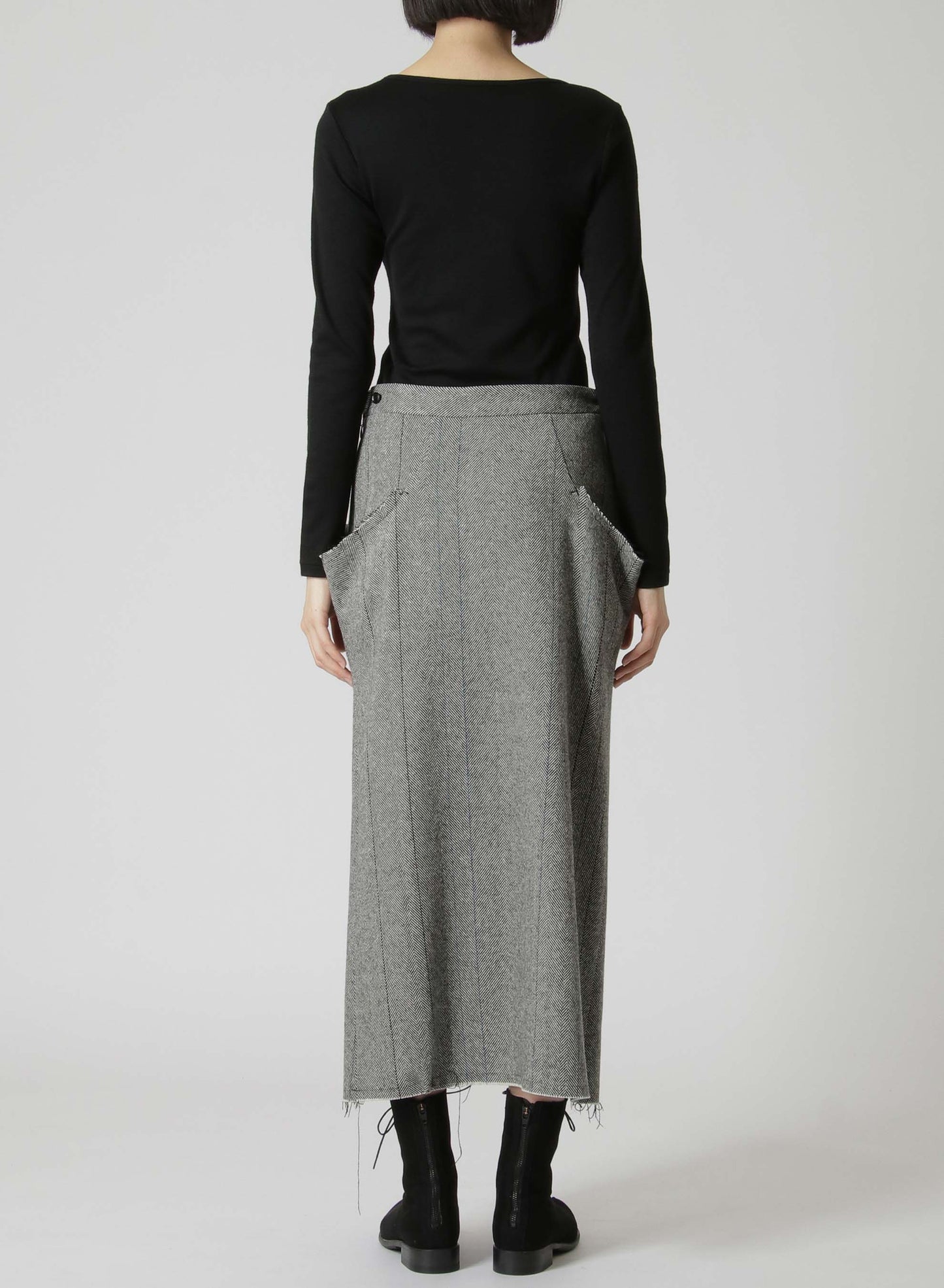 WOOL TWEED HERRINGBONE LONG POCKET SKIRT