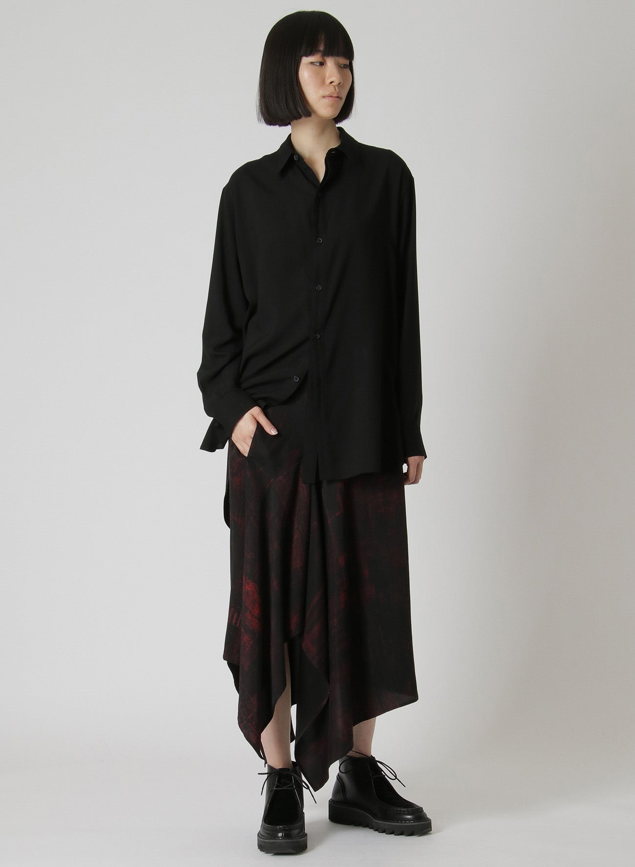 CUPRO/RAYON TWILL ASYMMETRIC FLARED SKIRT