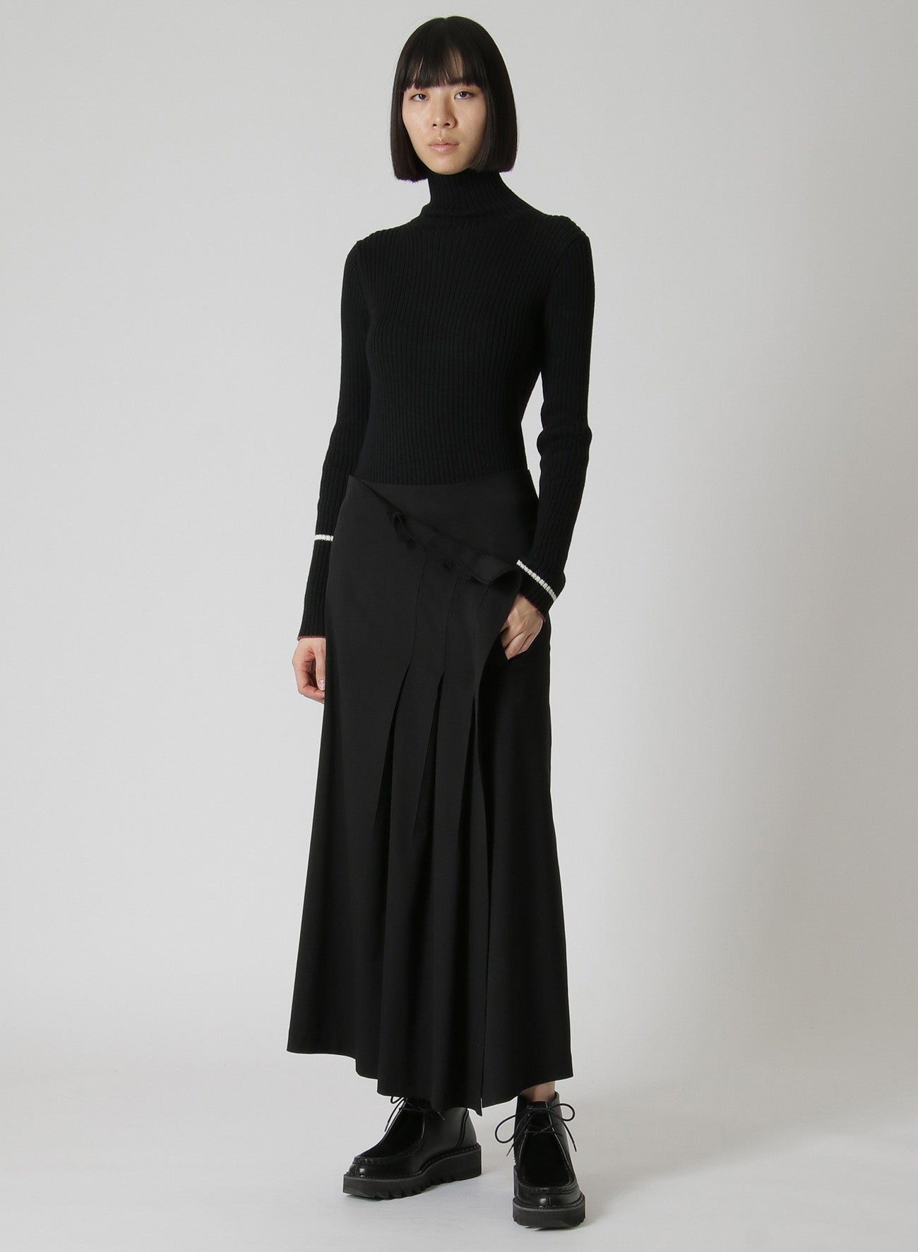 WRINKLED WOOL/RAYON TWILL PLEATED WRAP SKIRT