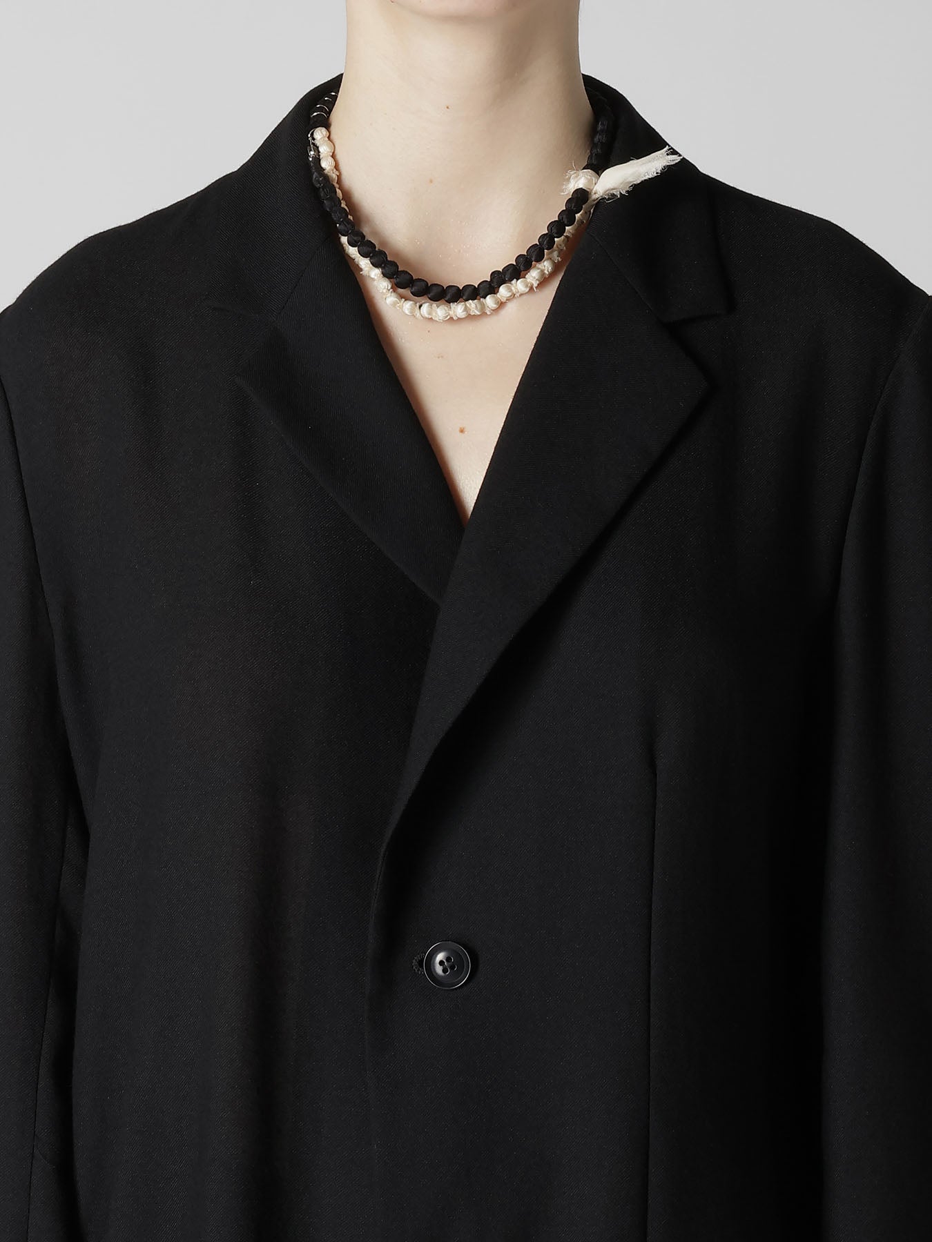 SMALL SILK BALL NECKLACE