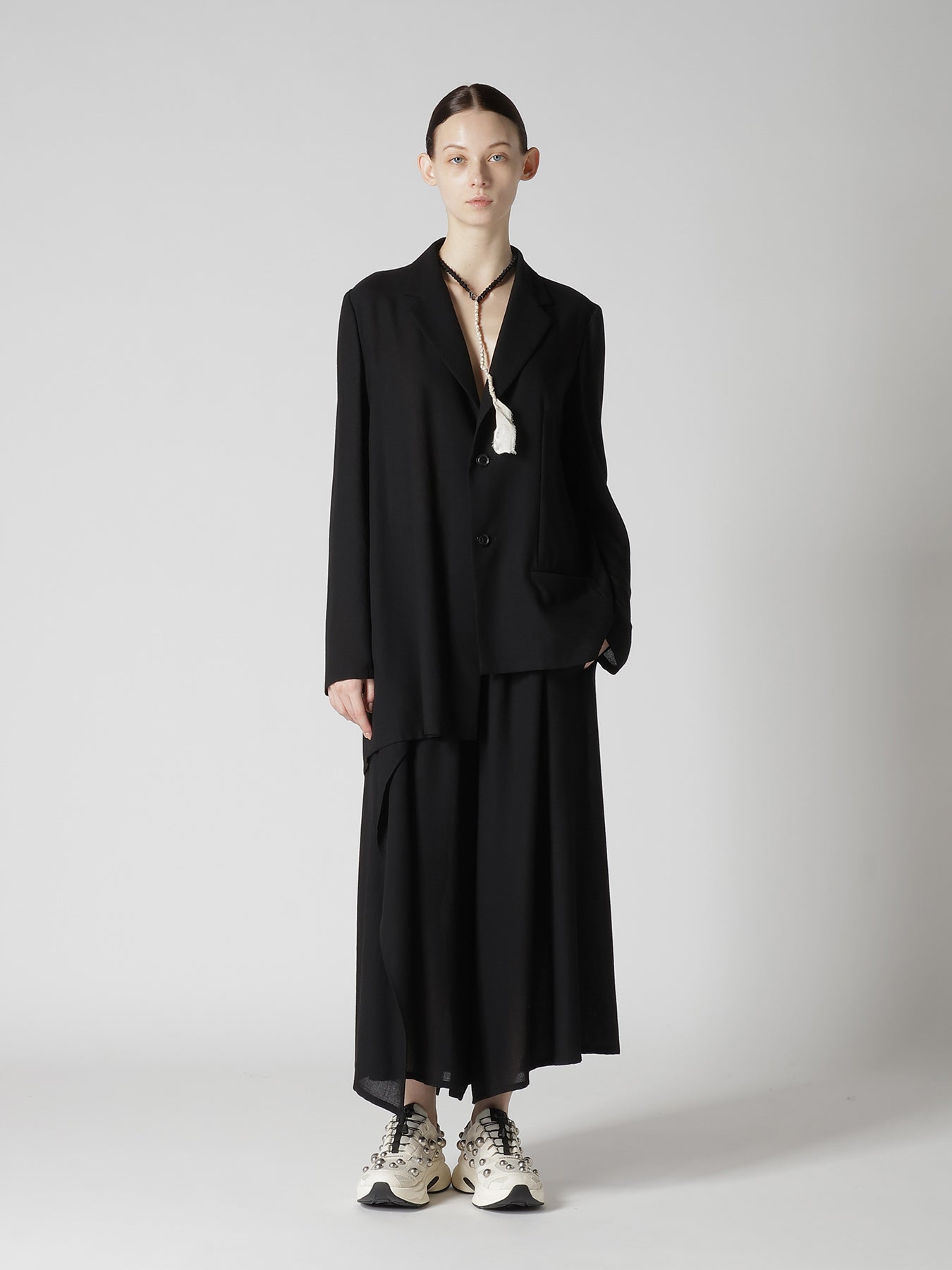 SMALL SILK BALL NECKLACE