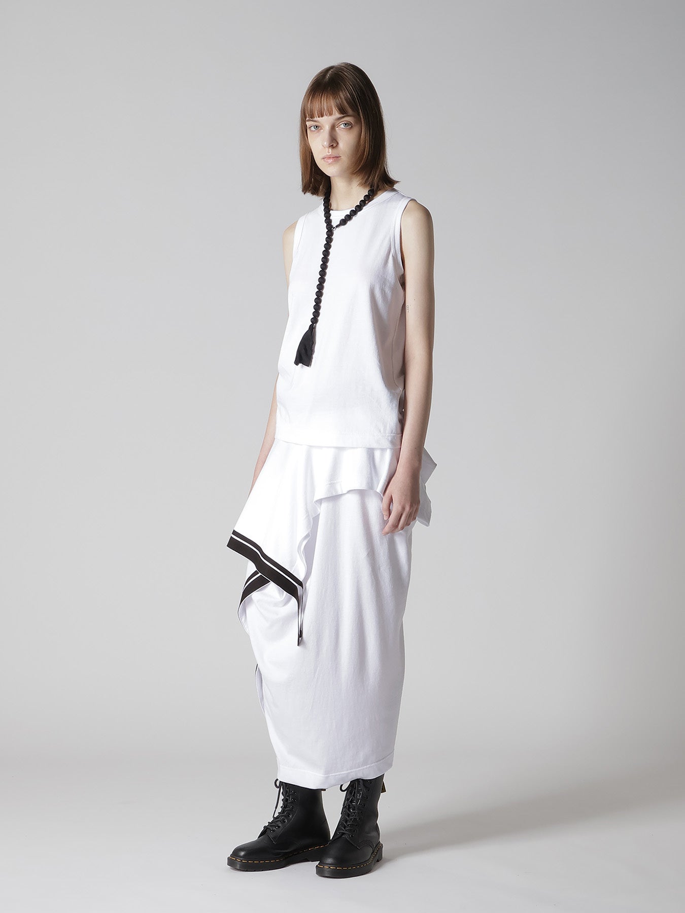 BIG SILK BALL NECKLACE