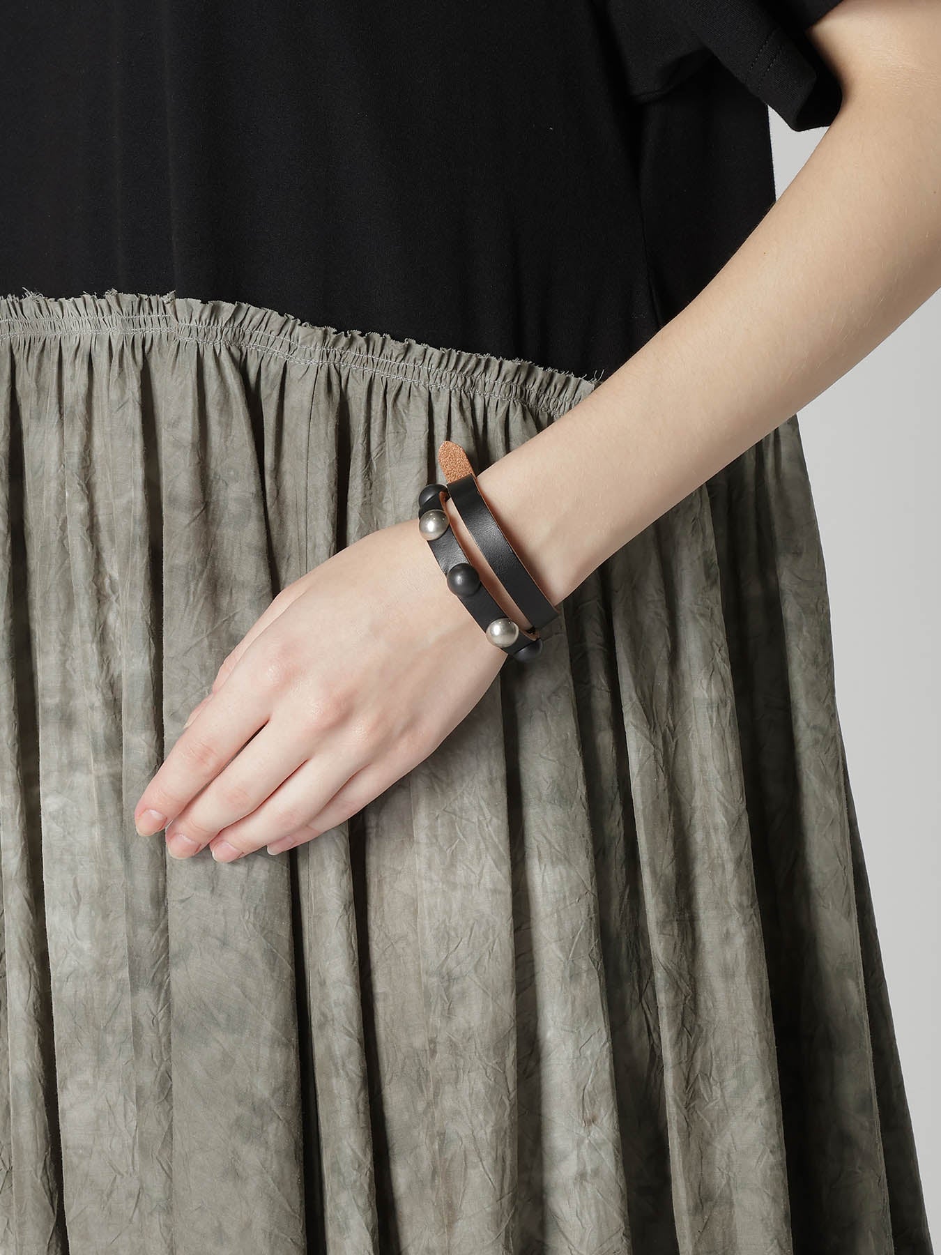 SEMIGLOSS LEATHER STUDS DOUBLE BRACELET – THE SHOP YOHJI YAMAMOTO