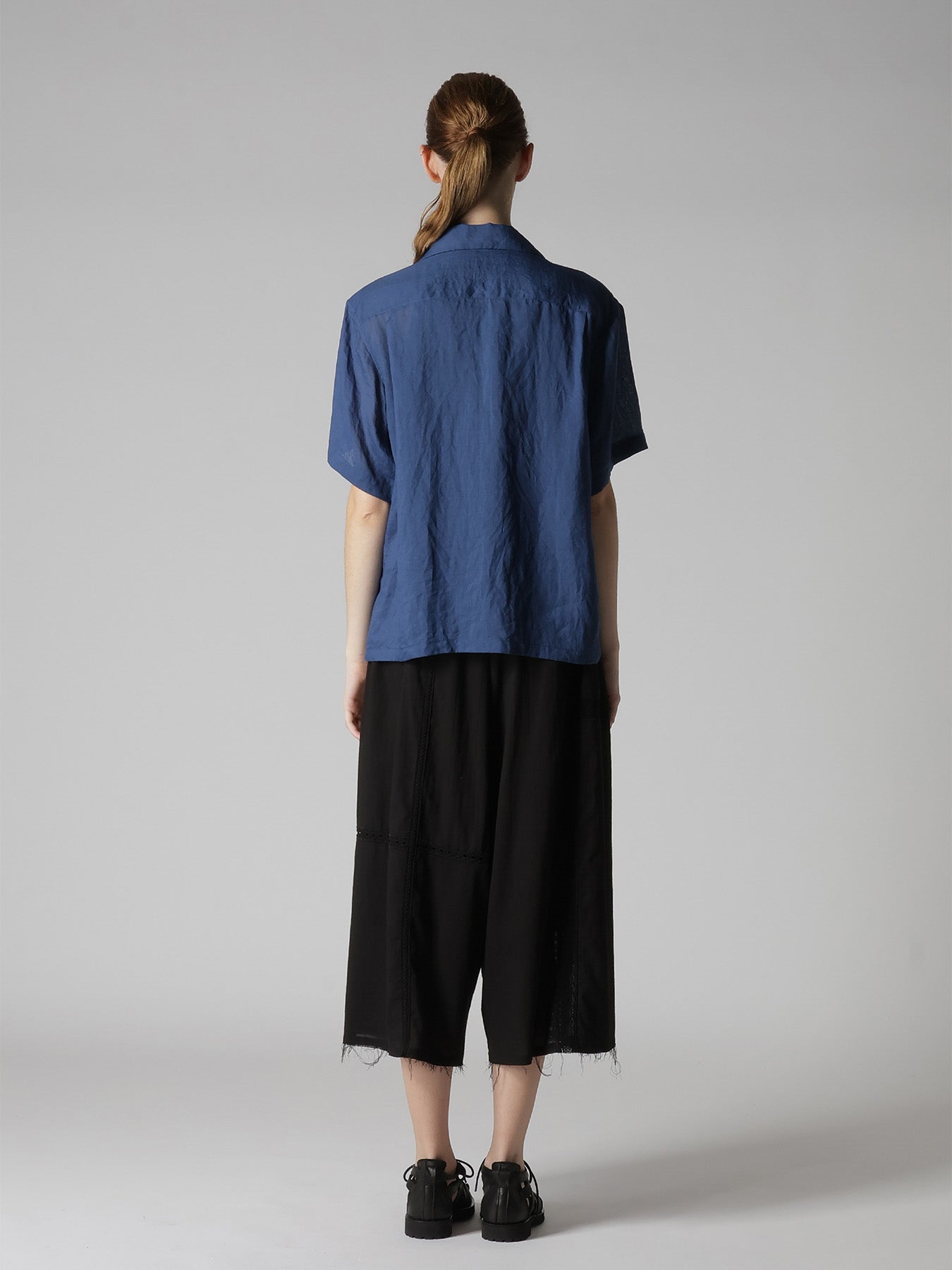 RAMIE OPEN COLLAR SHORT SLEEVE BLOUSE – THE SHOP YOHJI YAMAMOTO