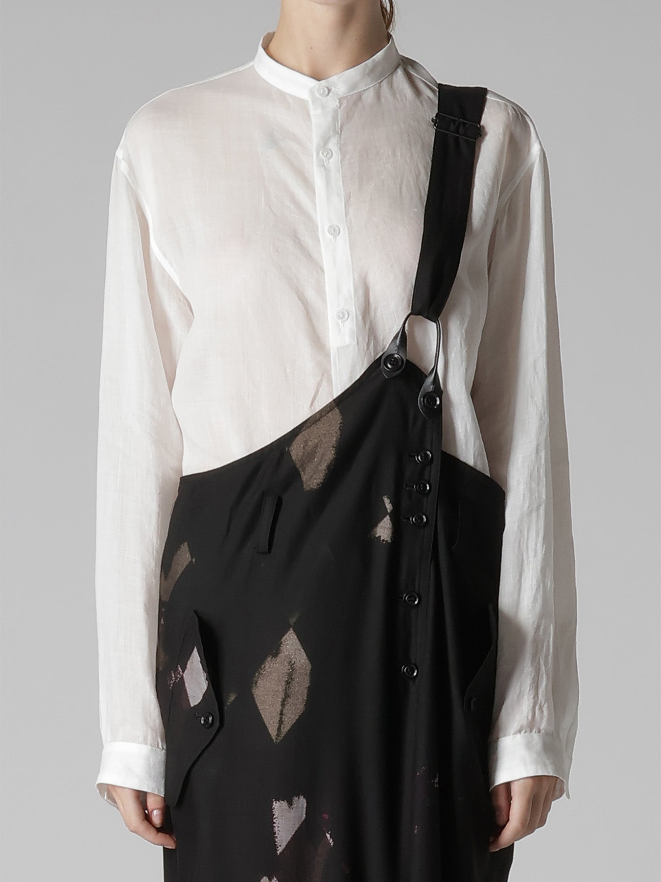 RAMIE STAND COLLAR BLOUSE