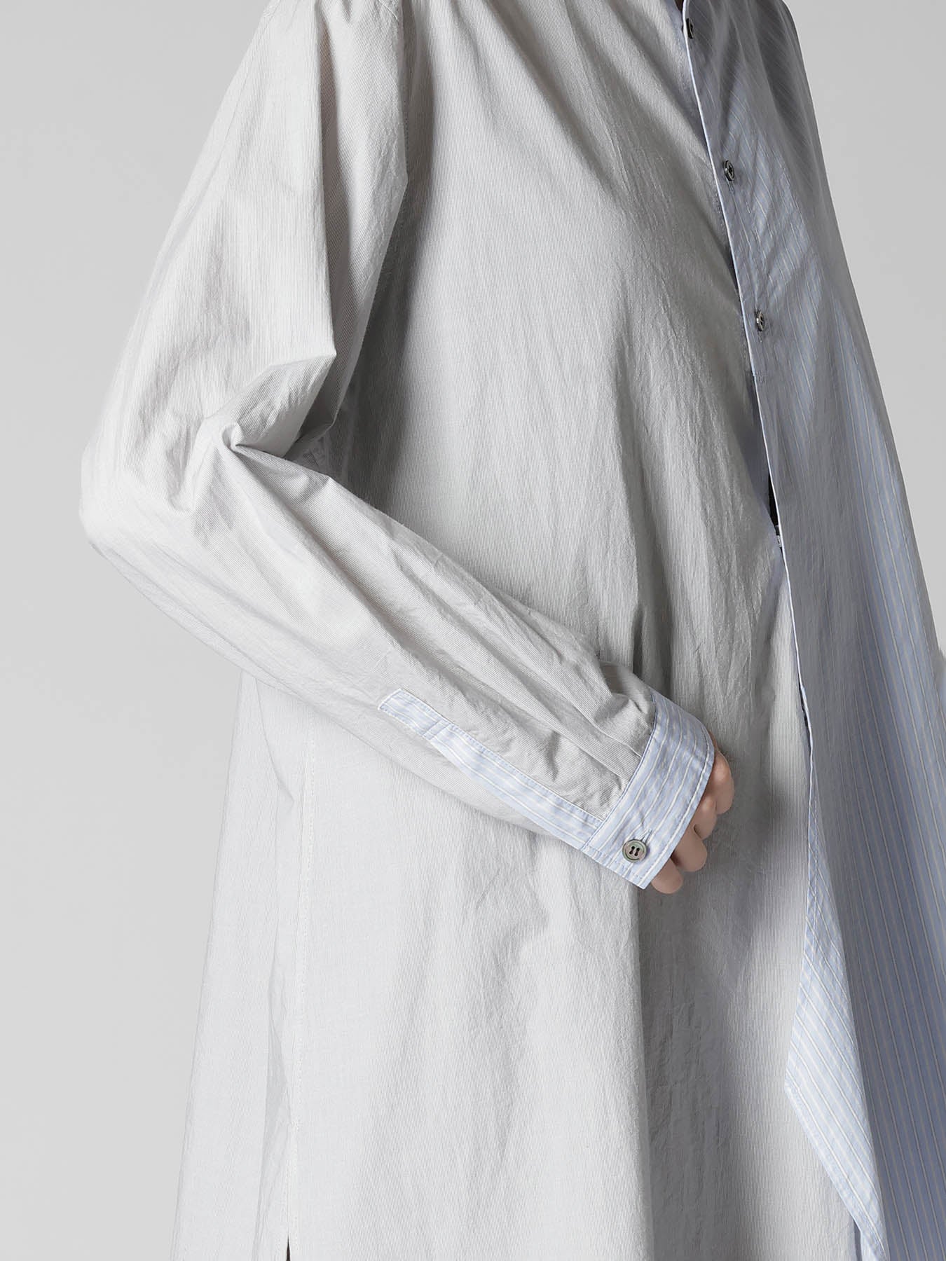 STAND COLLAR BLOUSE