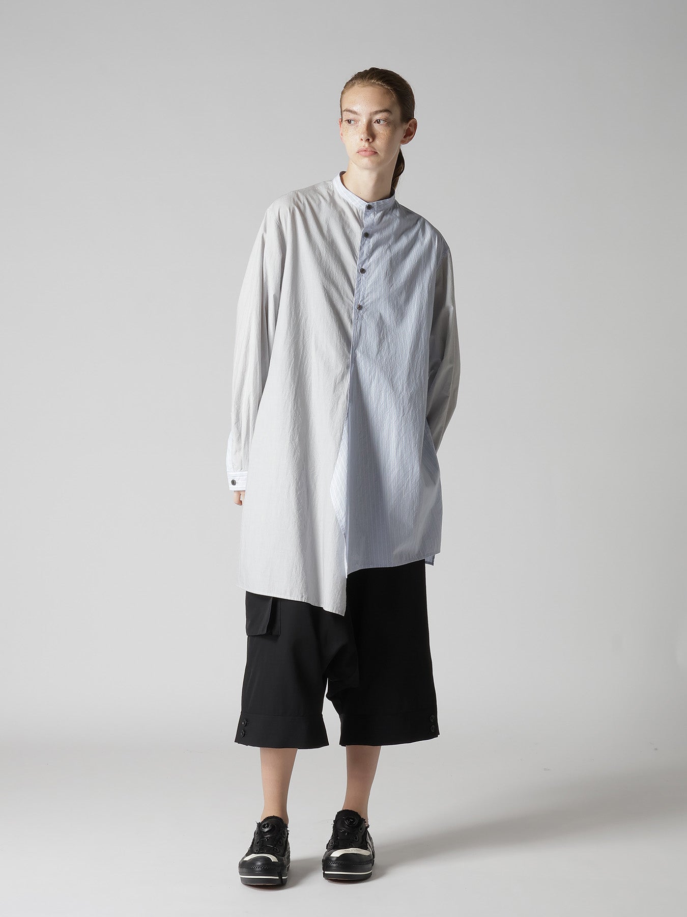 STAND COLLAR BLOUSE