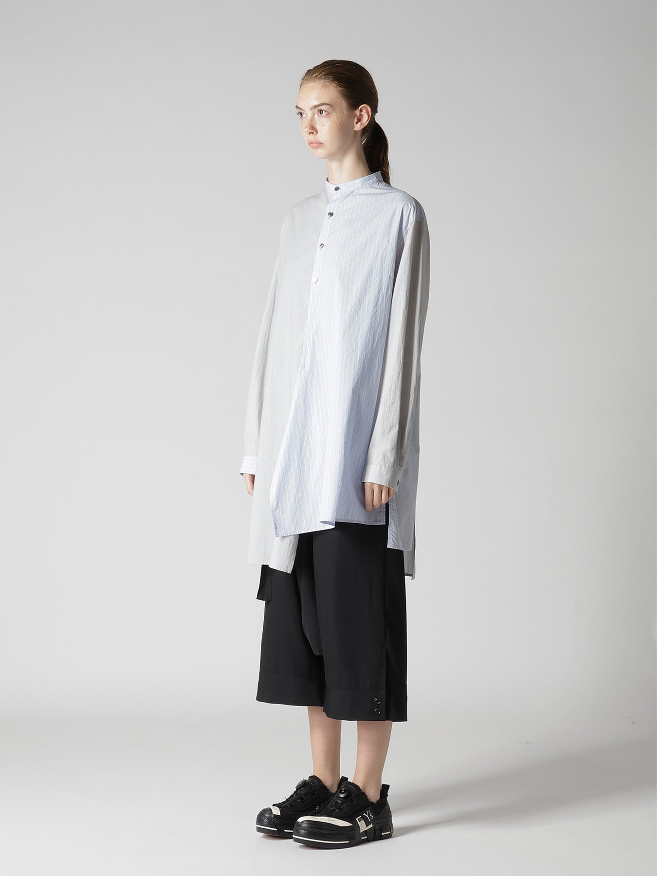 STAND COLLAR BLOUSE
