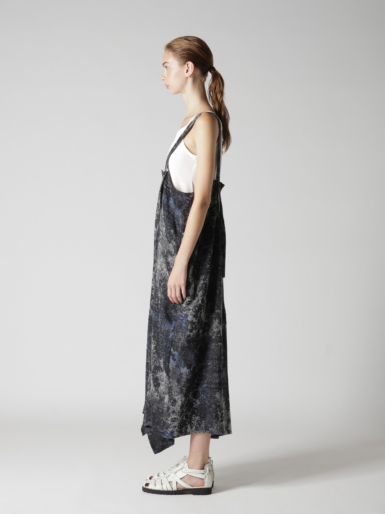 RUG PATTERN JACQUARD SHOULDER STRAP DRESS