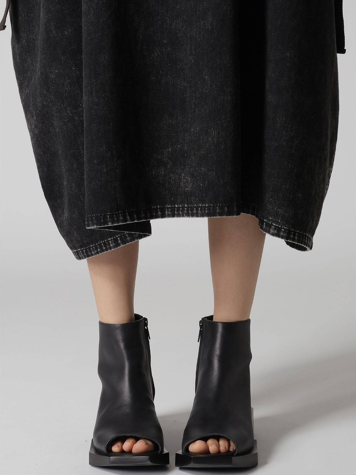 6OZ DENIM CHEMICAL WASH DRESS