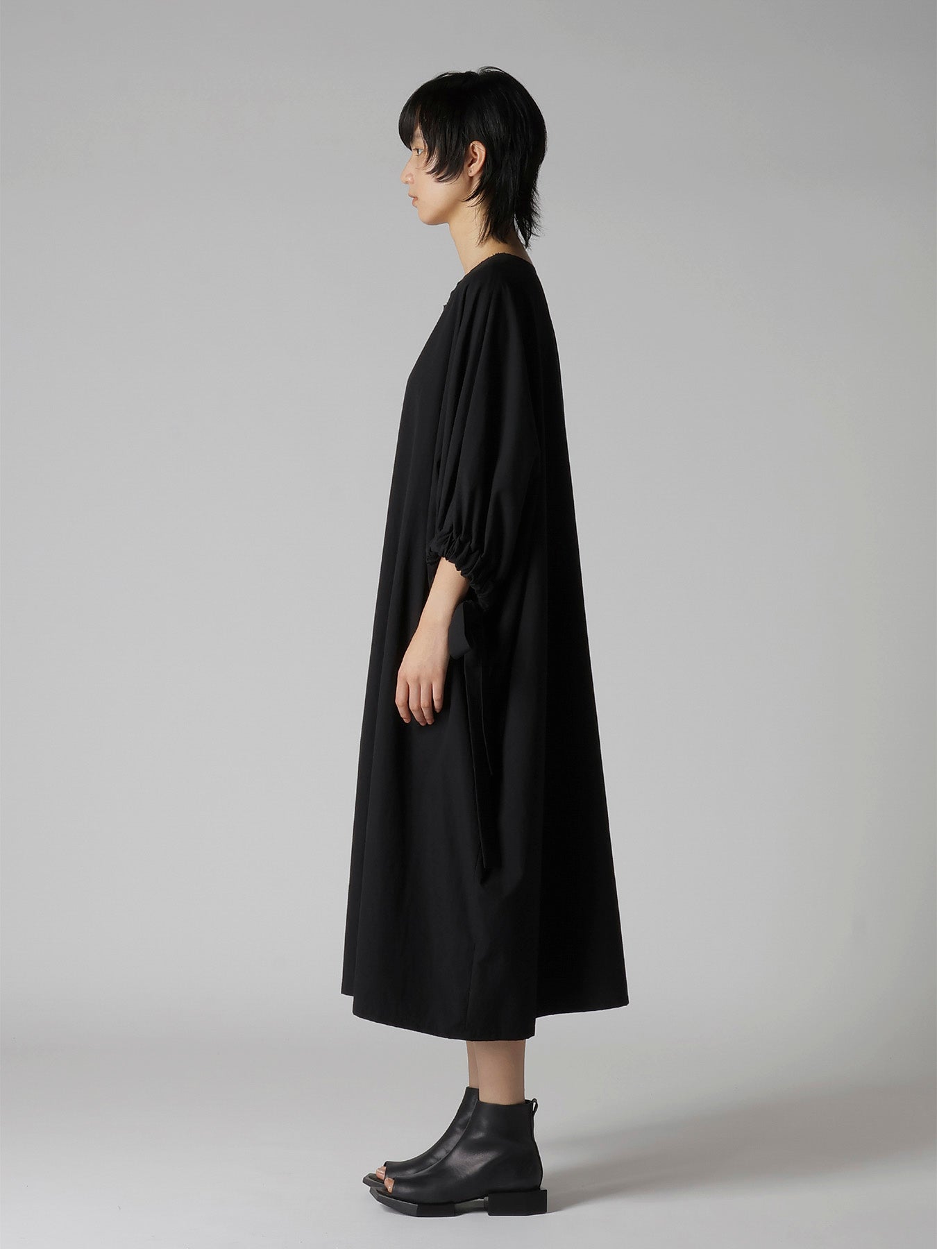 COTTON BROAD SLEEVE ROUNDNECK DRESS – THE SHOP YOHJI YAMAMOTO