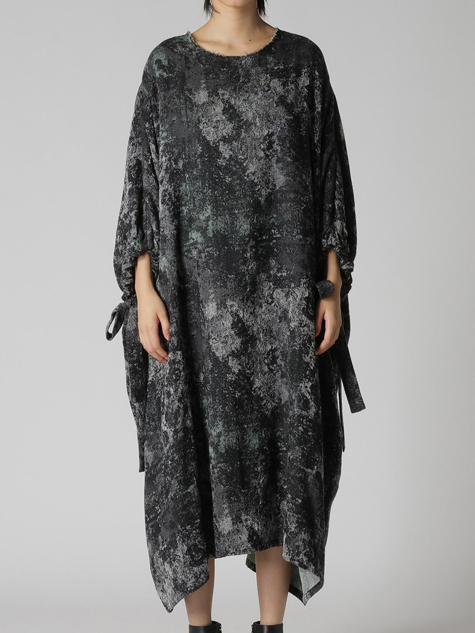 RUG PATTERN JACQUARD SLEEVE ROUNDNECK DRESS