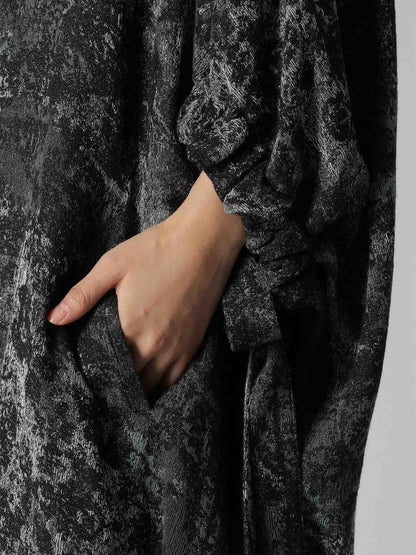 RUG PATTERN JACQUARD SLEEVE ROUNDNECK DRESS