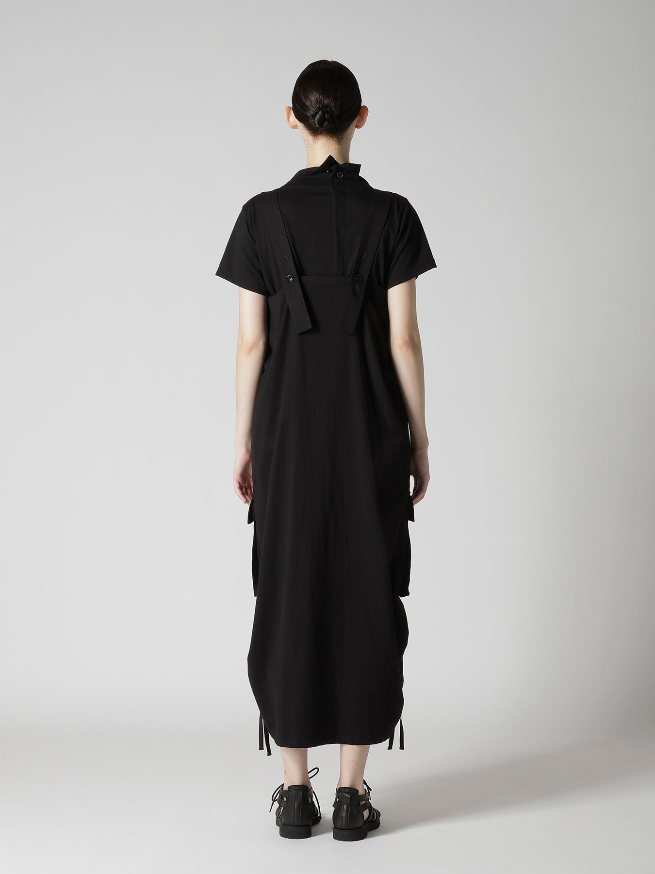 CROSS WEAVE GABARDINE SHIRRING SHOULDER STRAP DRESS