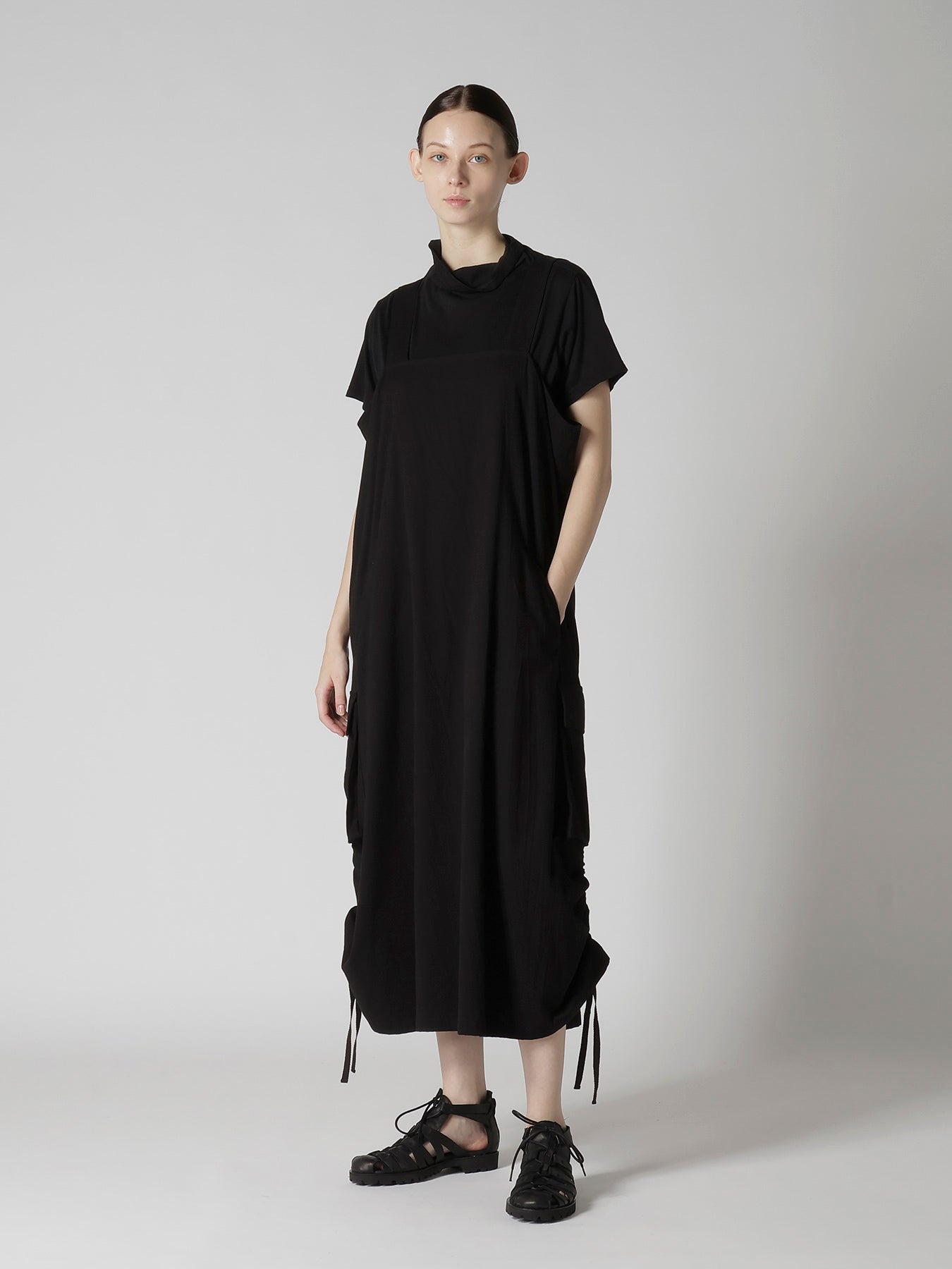 CROSS WEAVE GABARDINE SHIRRING SHOULDER STRAP DRESS