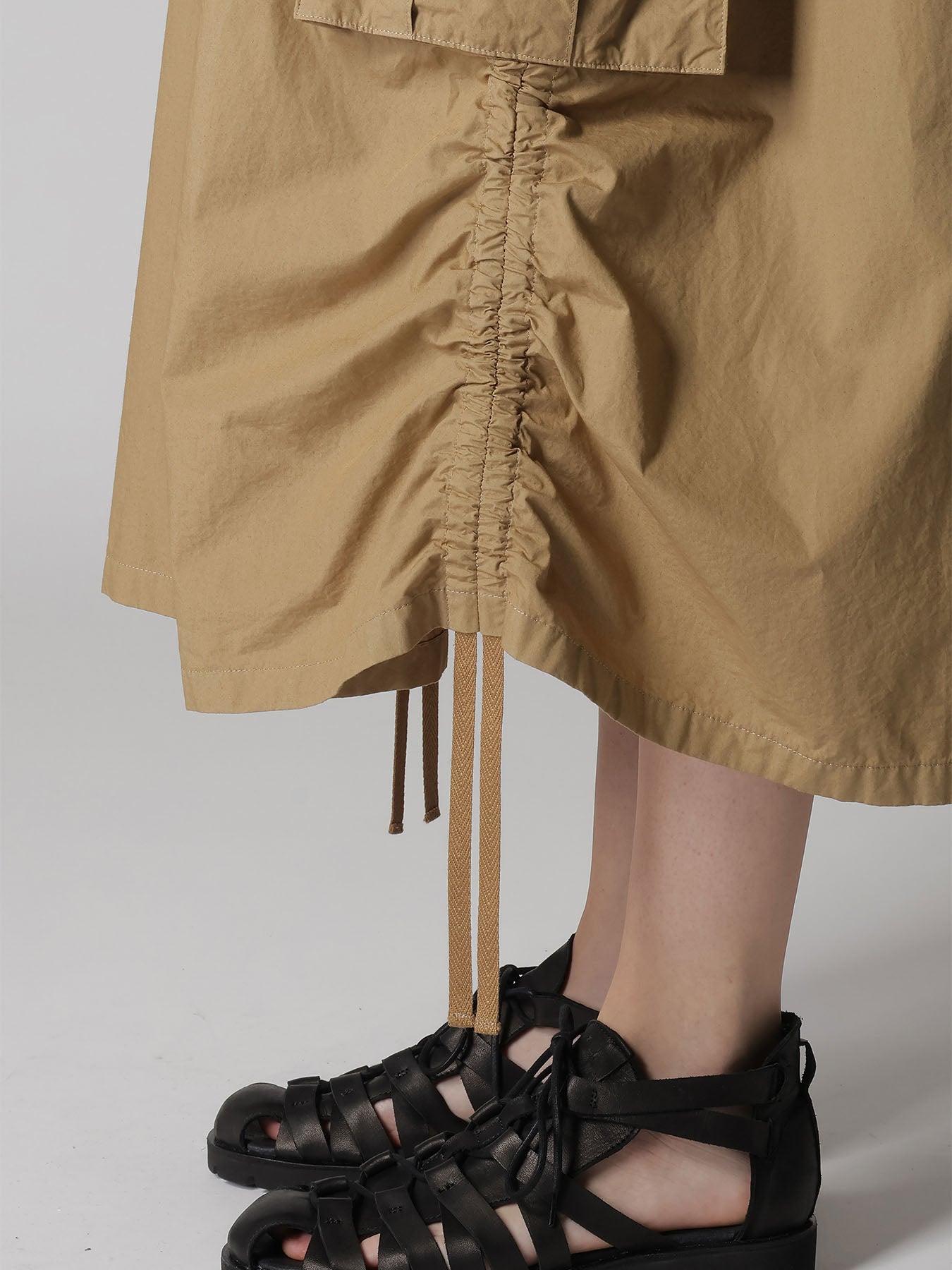 COTTON TYPEWRITER SHIRRING SHOULDER STRAP DRESS