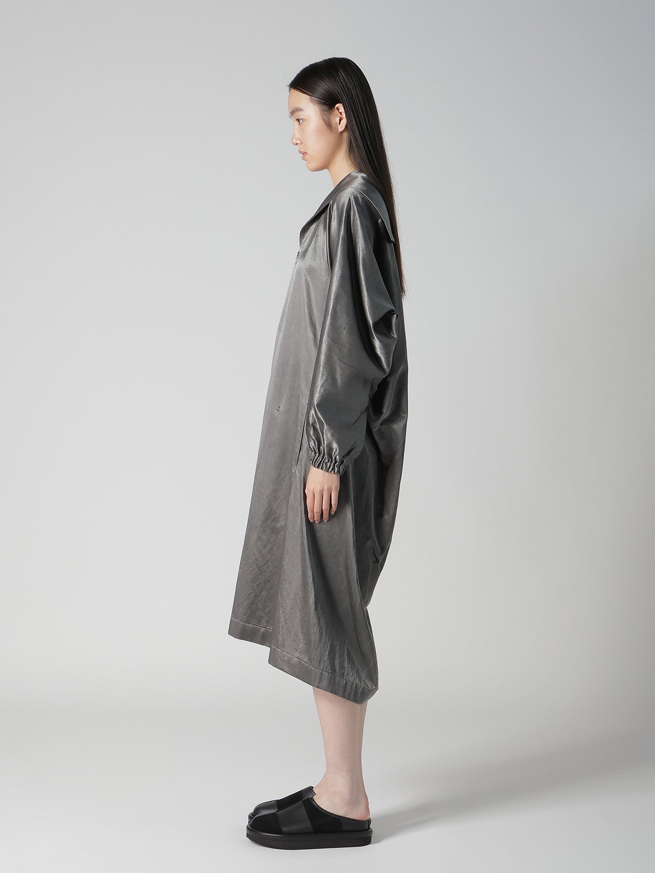 BLEACH SATIN SAILOR COLLAR DRESS