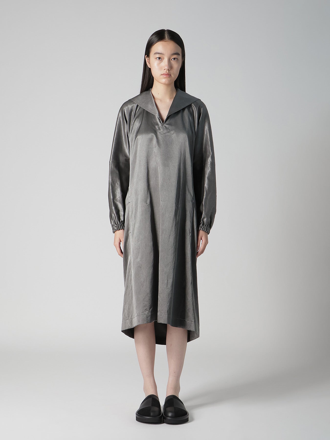 BLEACH SATIN SAILOR COLLAR DRESS