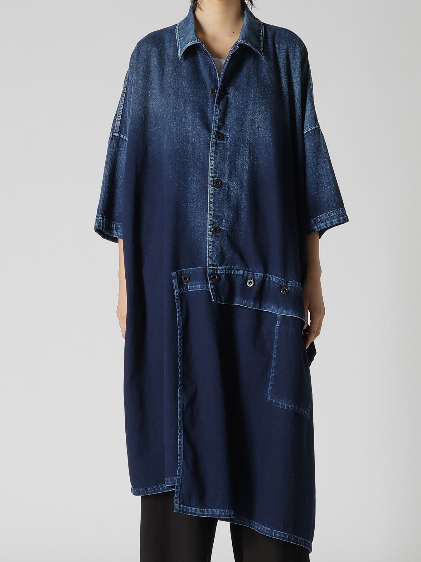 8OZ SPOTTED DENIM SHORT-SLEEVE DRESS