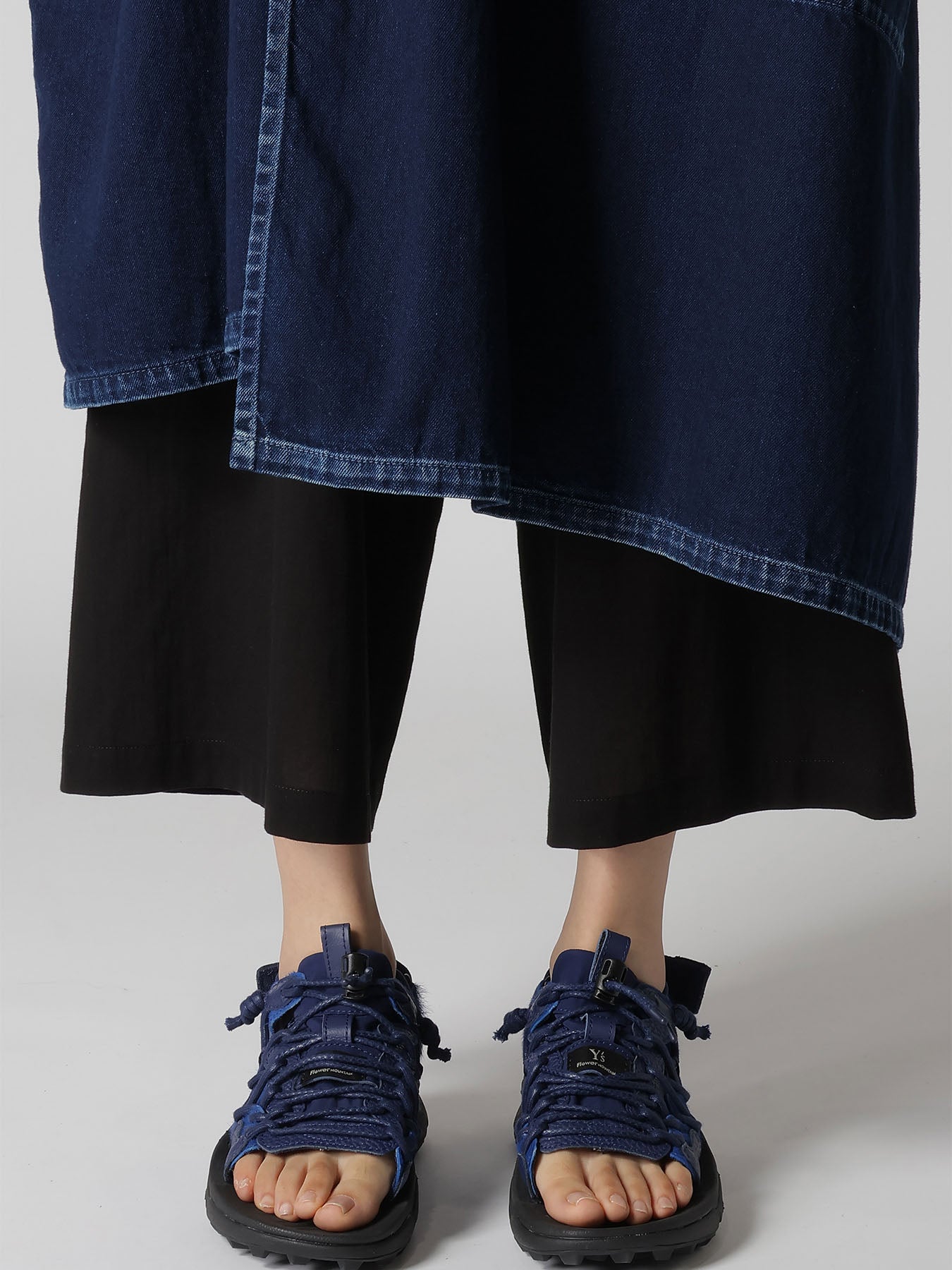 8OZ SPOTTED DENIM SHORT-SLEEVE DRESS