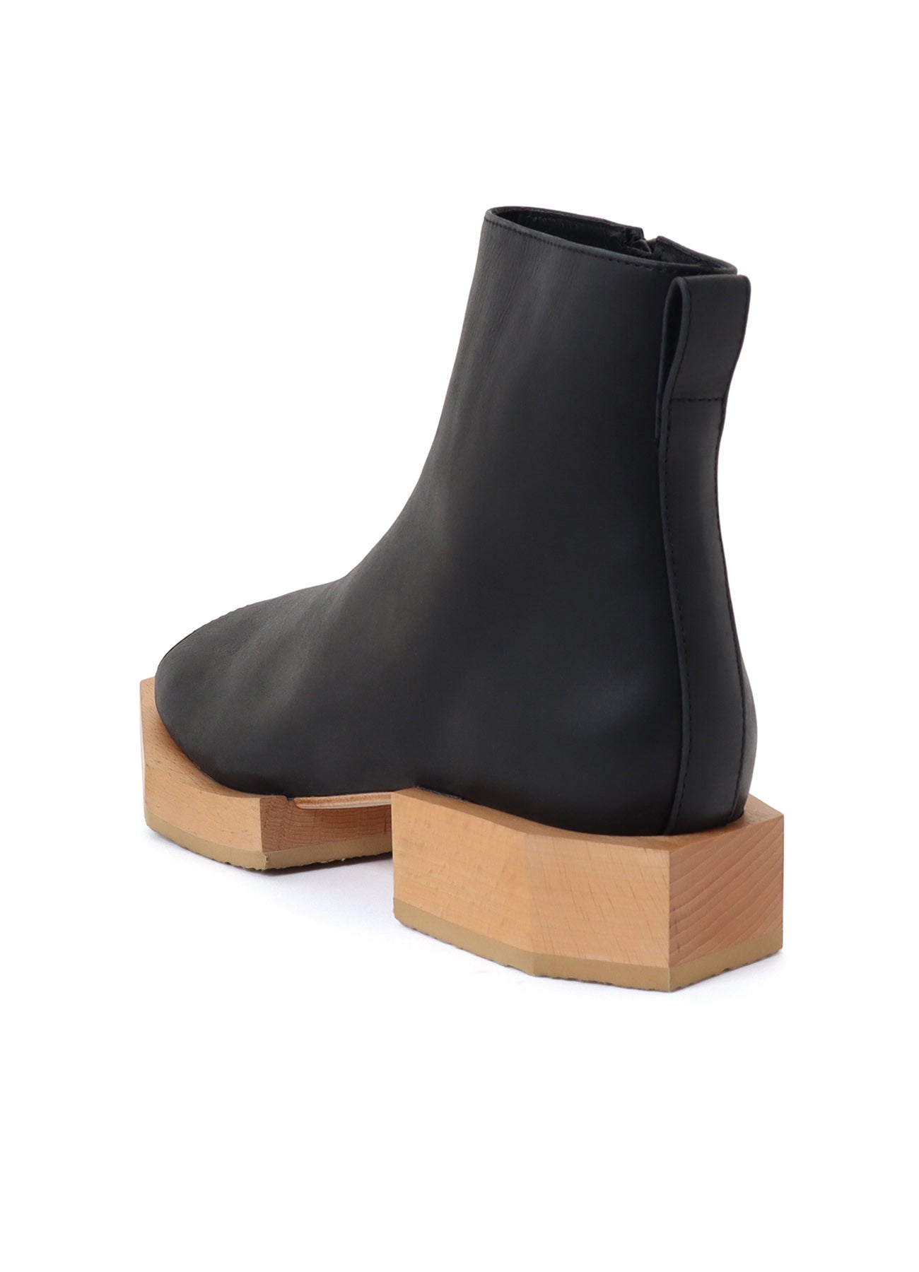 SOFT SMOOTH LEATHER WOOD SOLE BOOTS